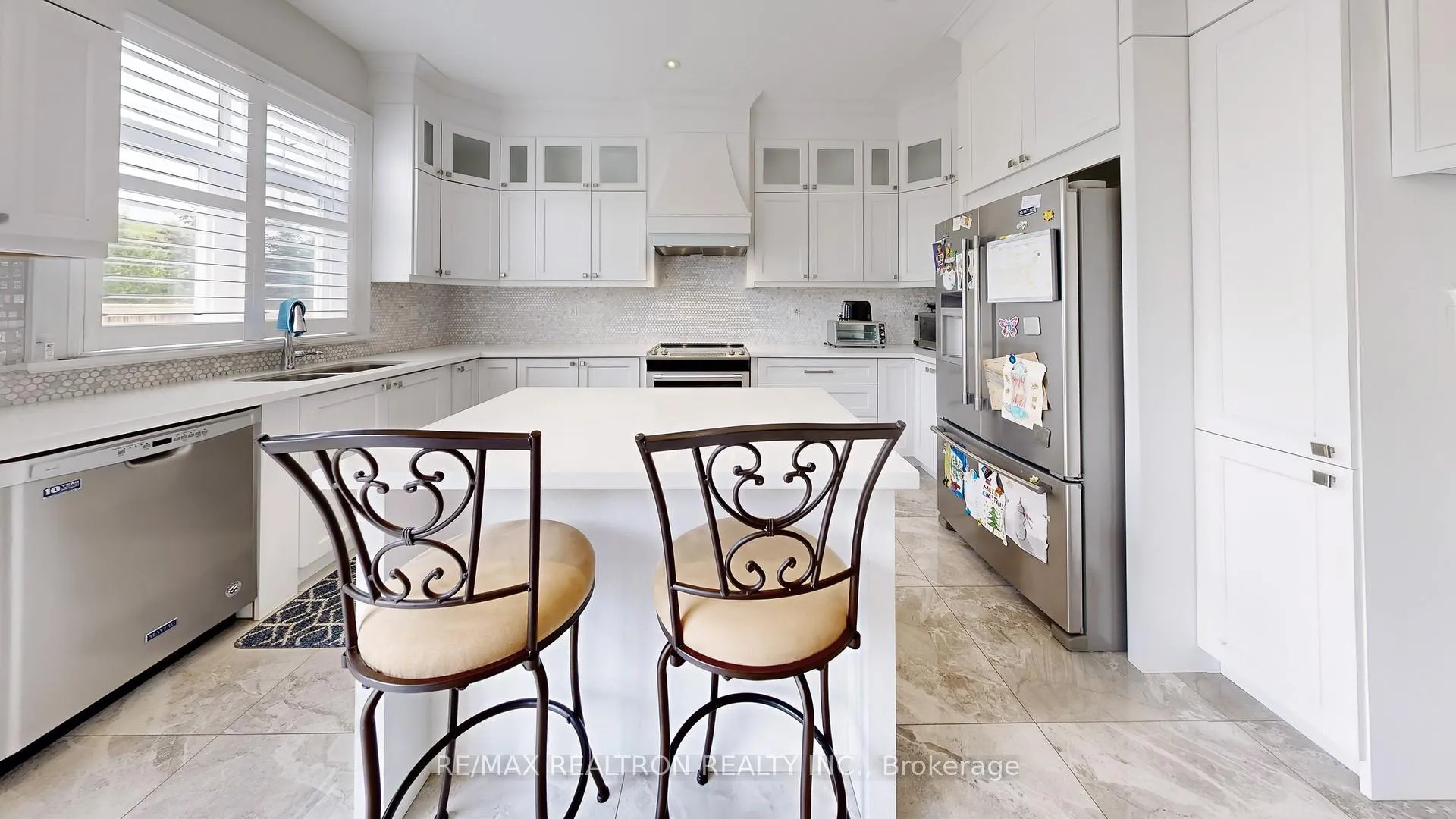 Photo 9 of 746A Stonepath Circle, Pickering, Amberlea — HOMEH