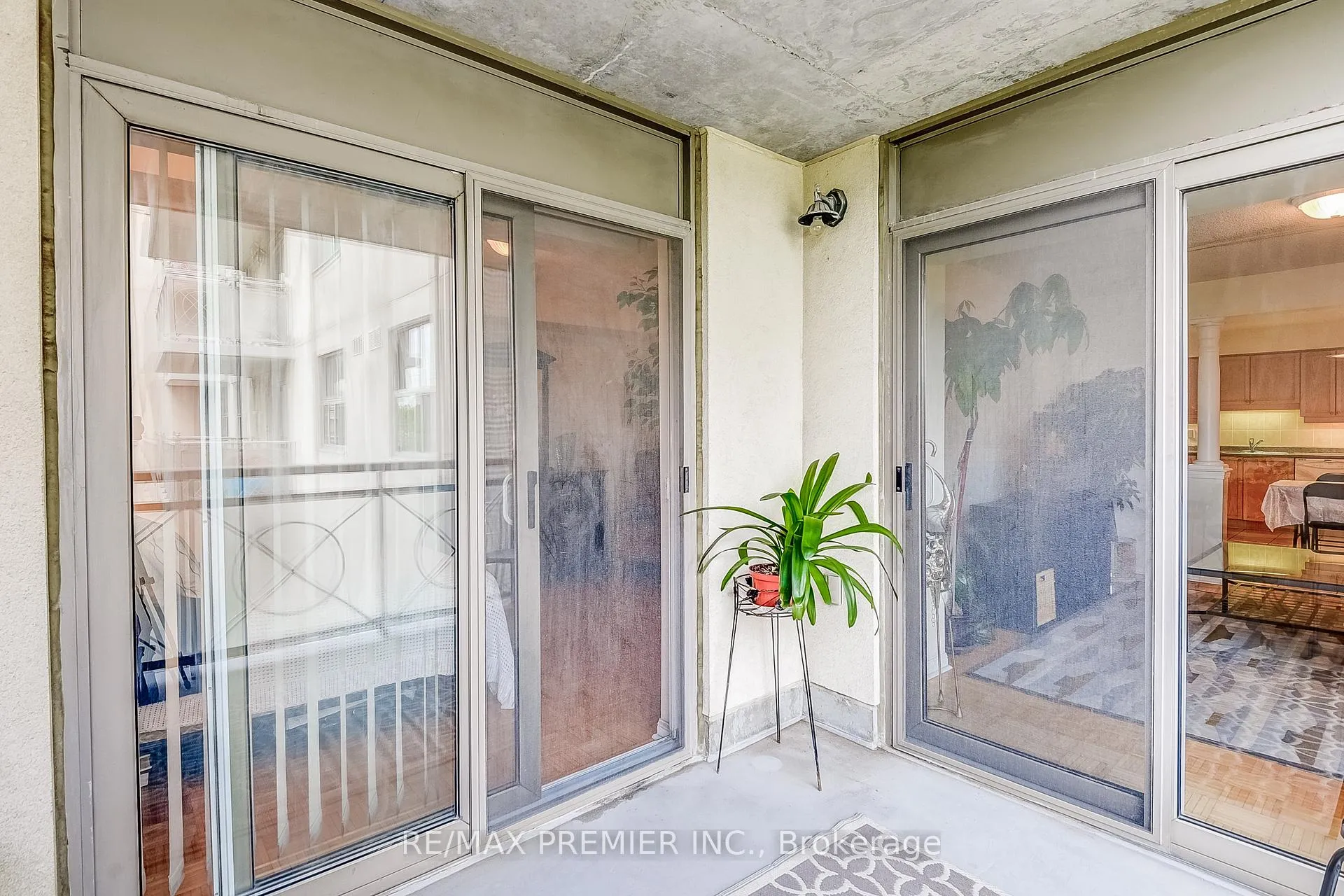 Photo 21 of Unit 315, 2500 Rutherford Road, Vaughan, Maple — HOMEH