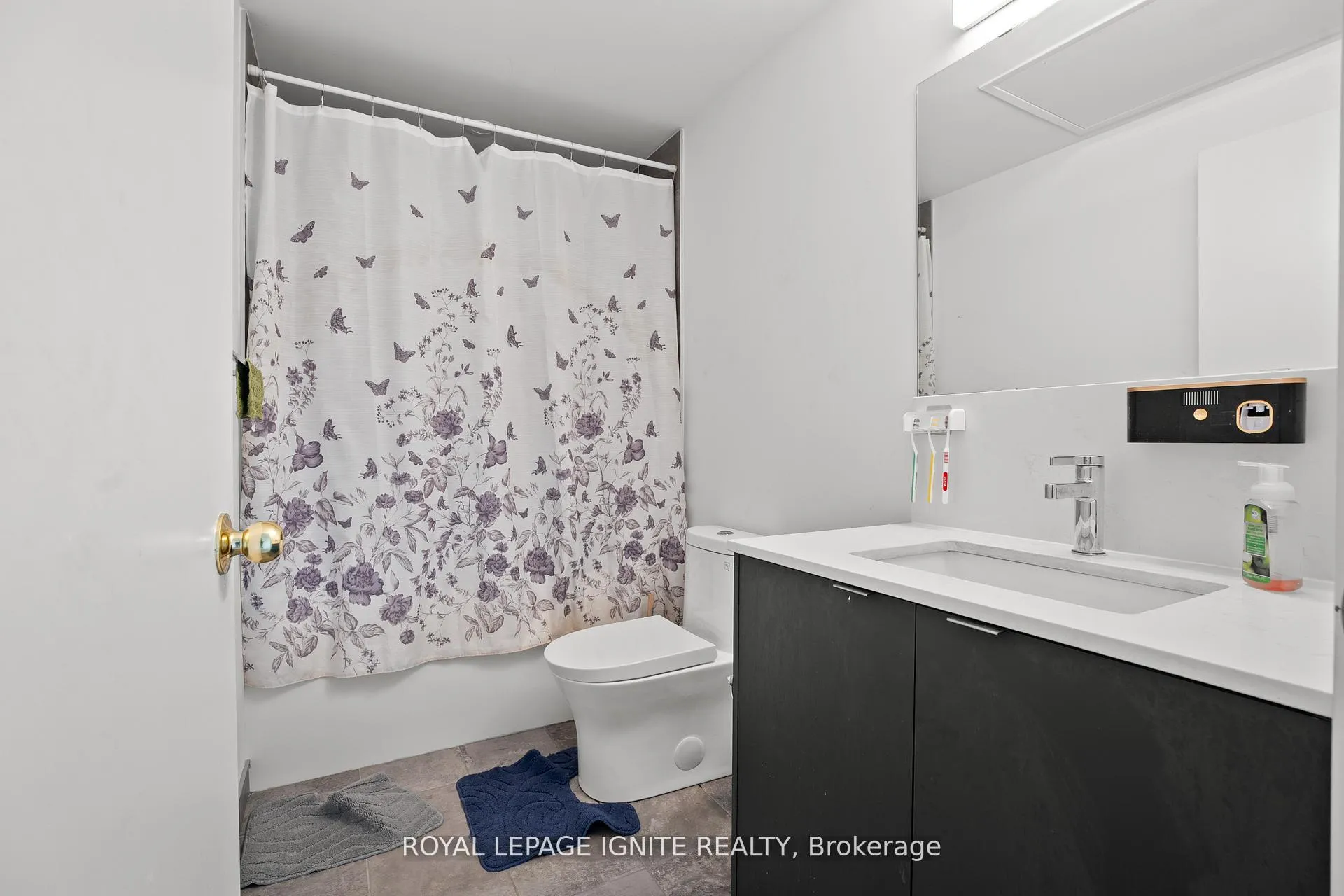 Photo 16 of Unit 414, 1604(B) Charles Street, Whitby, Port Whitby — HOMEH