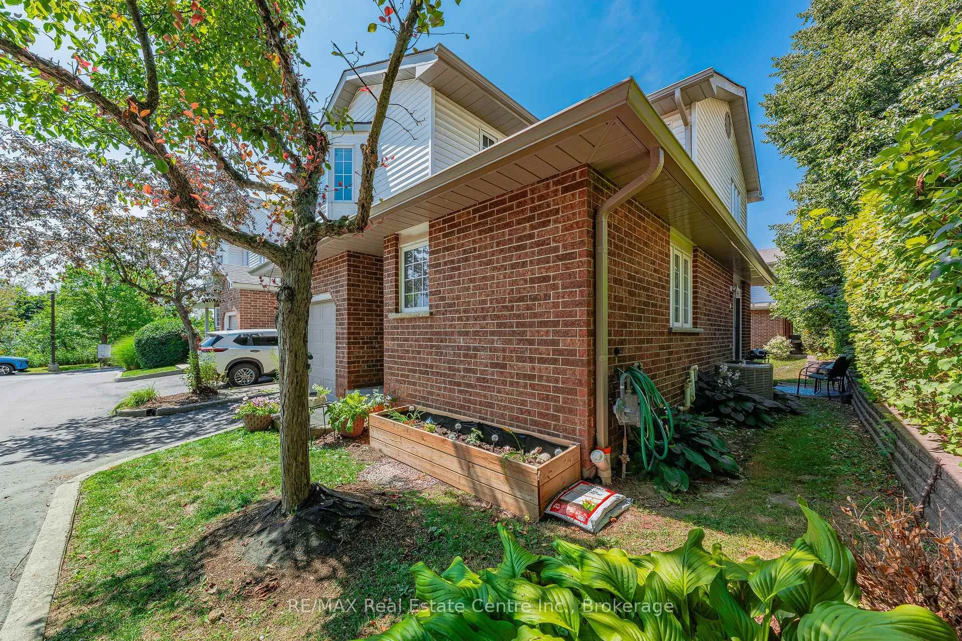 Photo 27 of Unit 10, 229 Baker Street, Waterloo — HOMEH