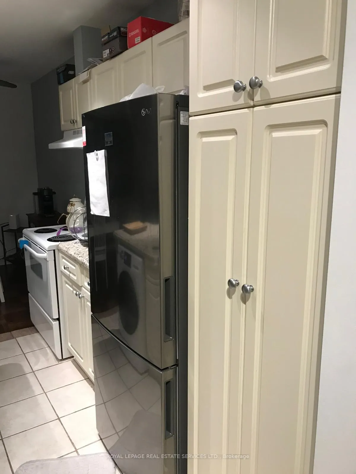 Photo 3 of Unit 105, 2 Ridelle Avenue, Toronto, Forest Hill North — HOMEH