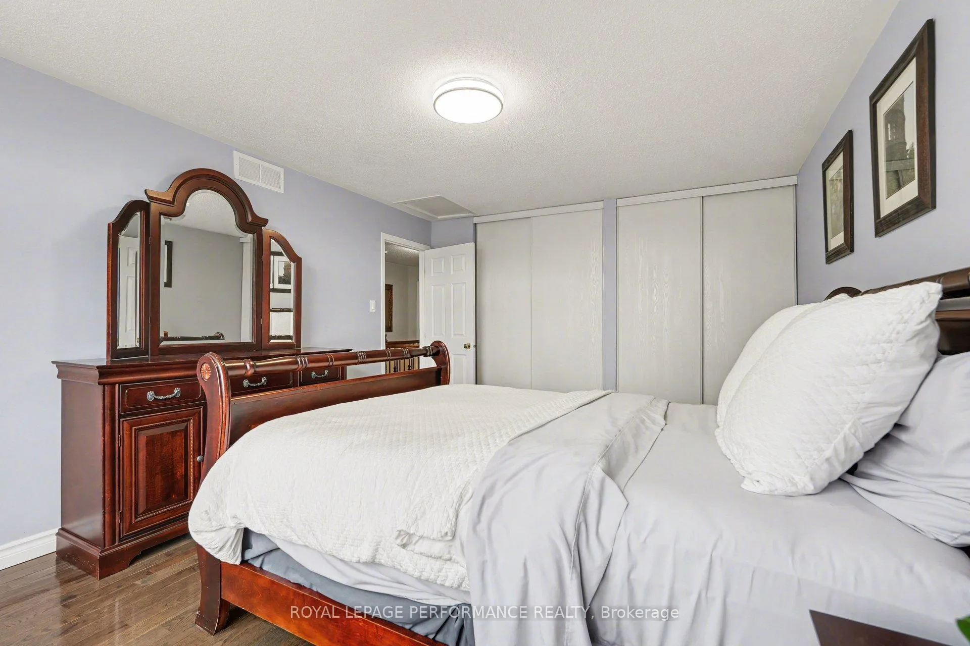 Photo 22 of 992 Ballantyne Drive, Ottawa, Fallingbrook/Gardenway South — HOMEH