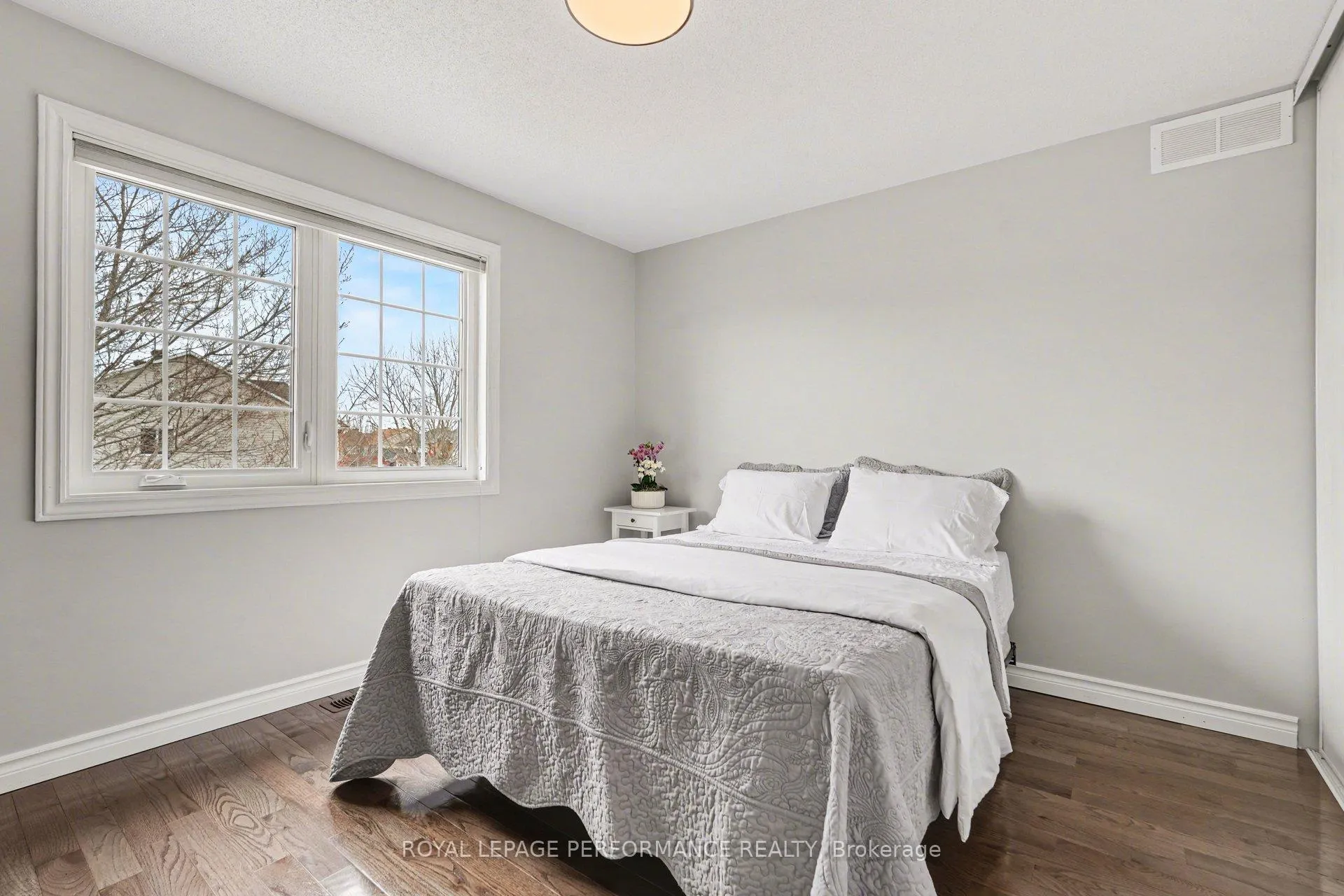 Photo 25 of 992 Ballantyne Drive, Ottawa, Fallingbrook/Gardenway South — HOMEH
