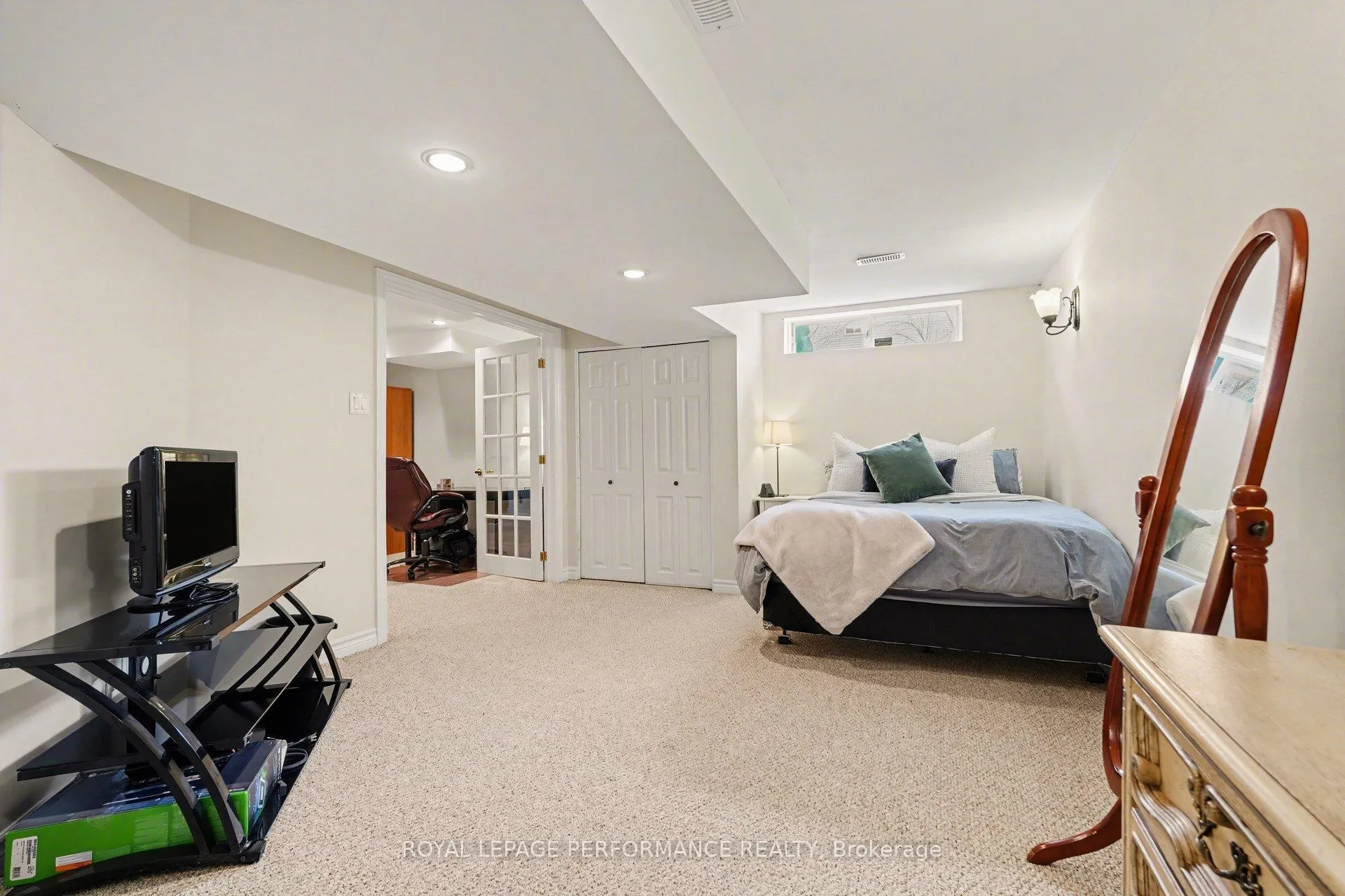 Photo 34 of 992 Ballantyne Drive, Ottawa, Fallingbrook/Gardenway South — HOMEH