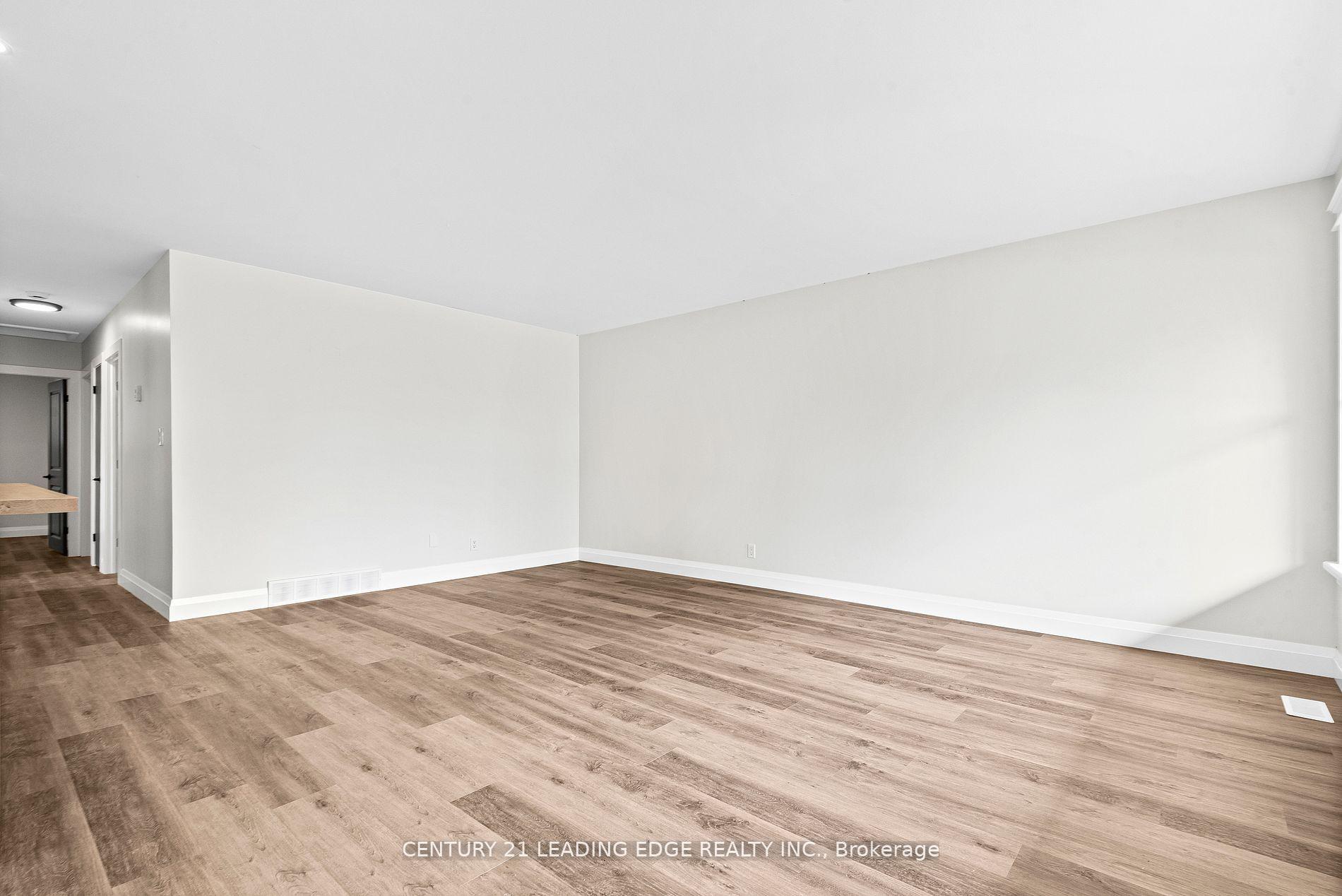 Photo 9 of 675 Hayden Crescent, Cobourg — HOMEH