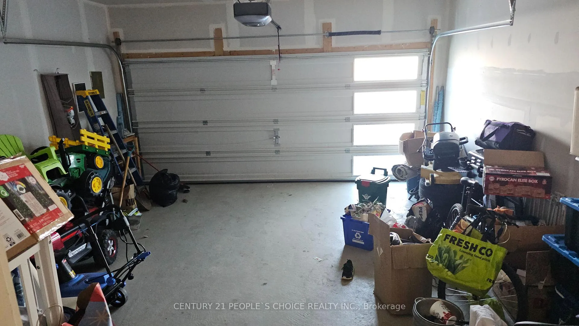 Photo 10 of Unit Upper, 18 Hammermeister Street, Kitchener — HOMEH