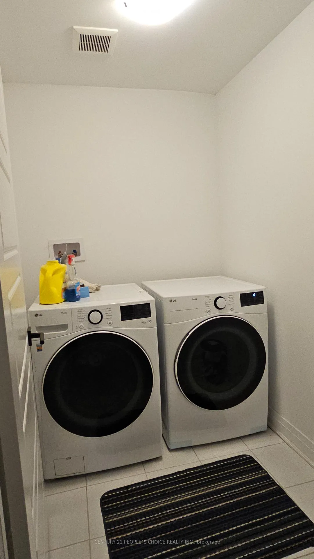 Photo 16 of Unit Upper, 18 Hammermeister Street, Kitchener — HOMEH