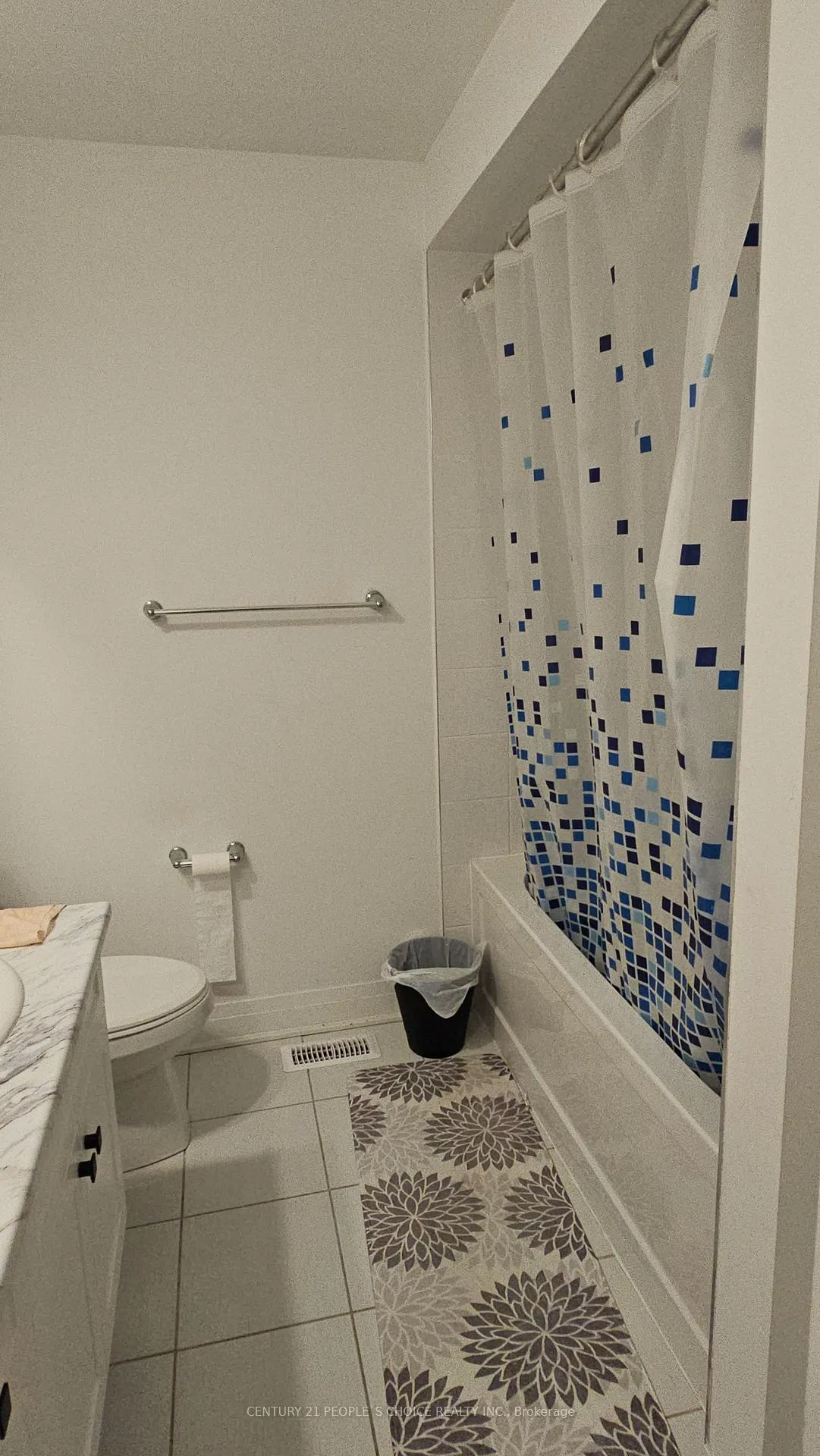 Photo 23 of Unit Upper, 18 Hammermeister Street, Kitchener — HOMEH