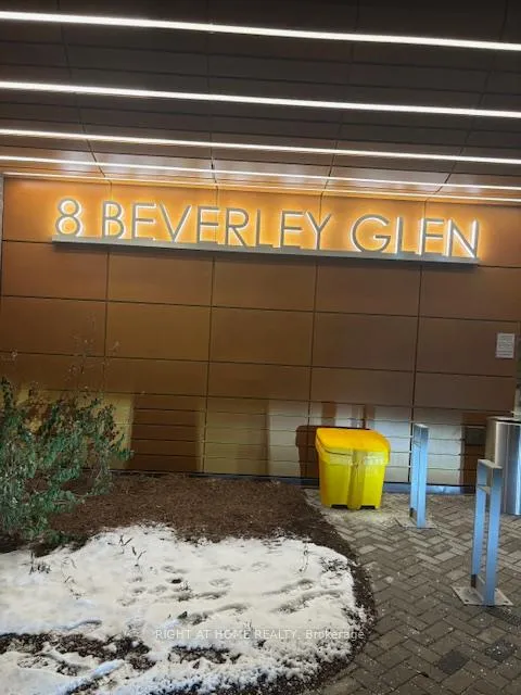 Photo 3 of Unit C0511, 8 Beverley Glen Boulevard, Vaughan, Beverley Glen — HOMEH