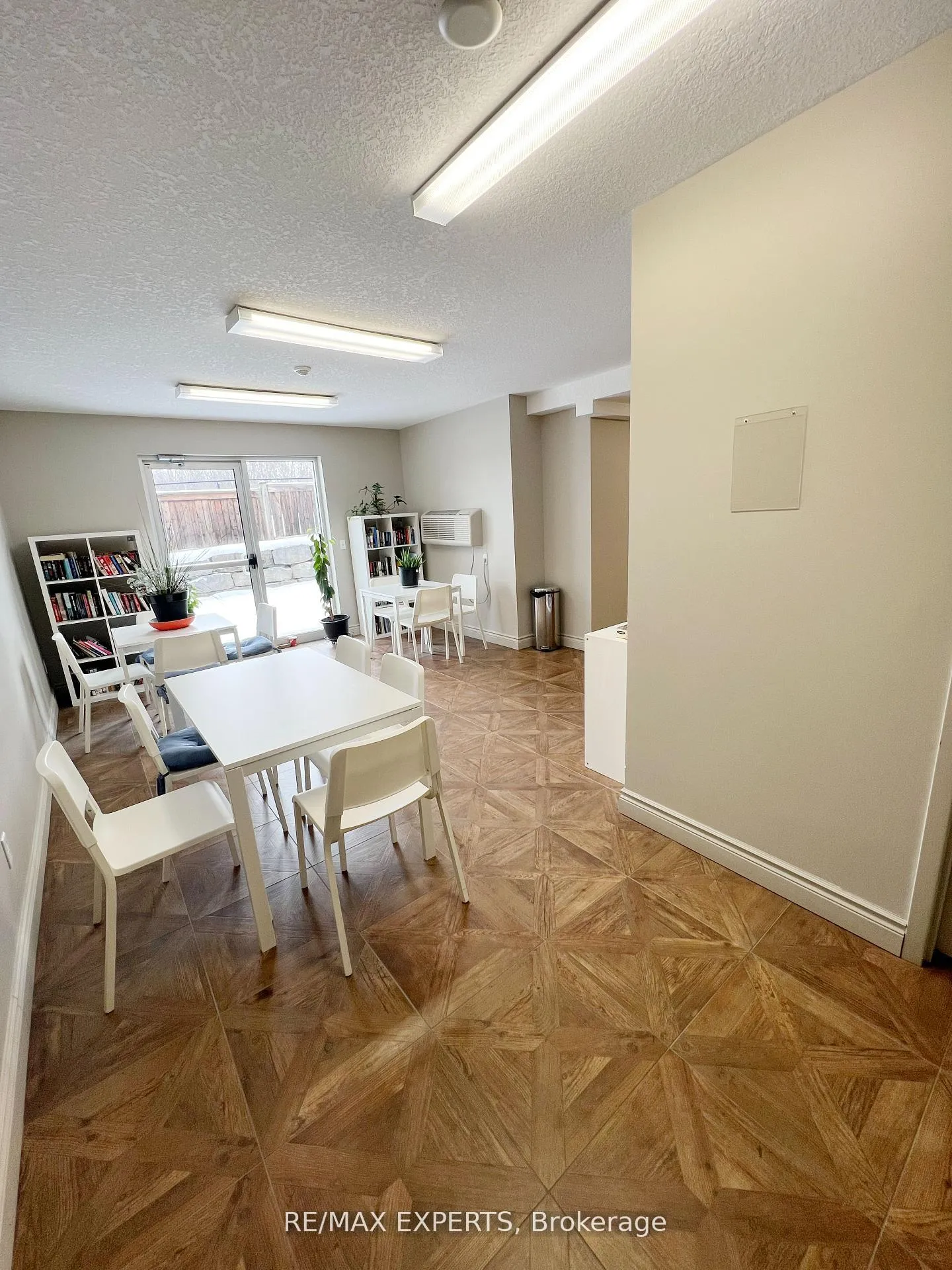 Photo 20 of Unit 404, 345 Briarmeadow Drive, Kitchener, Idlewood — HOMEH