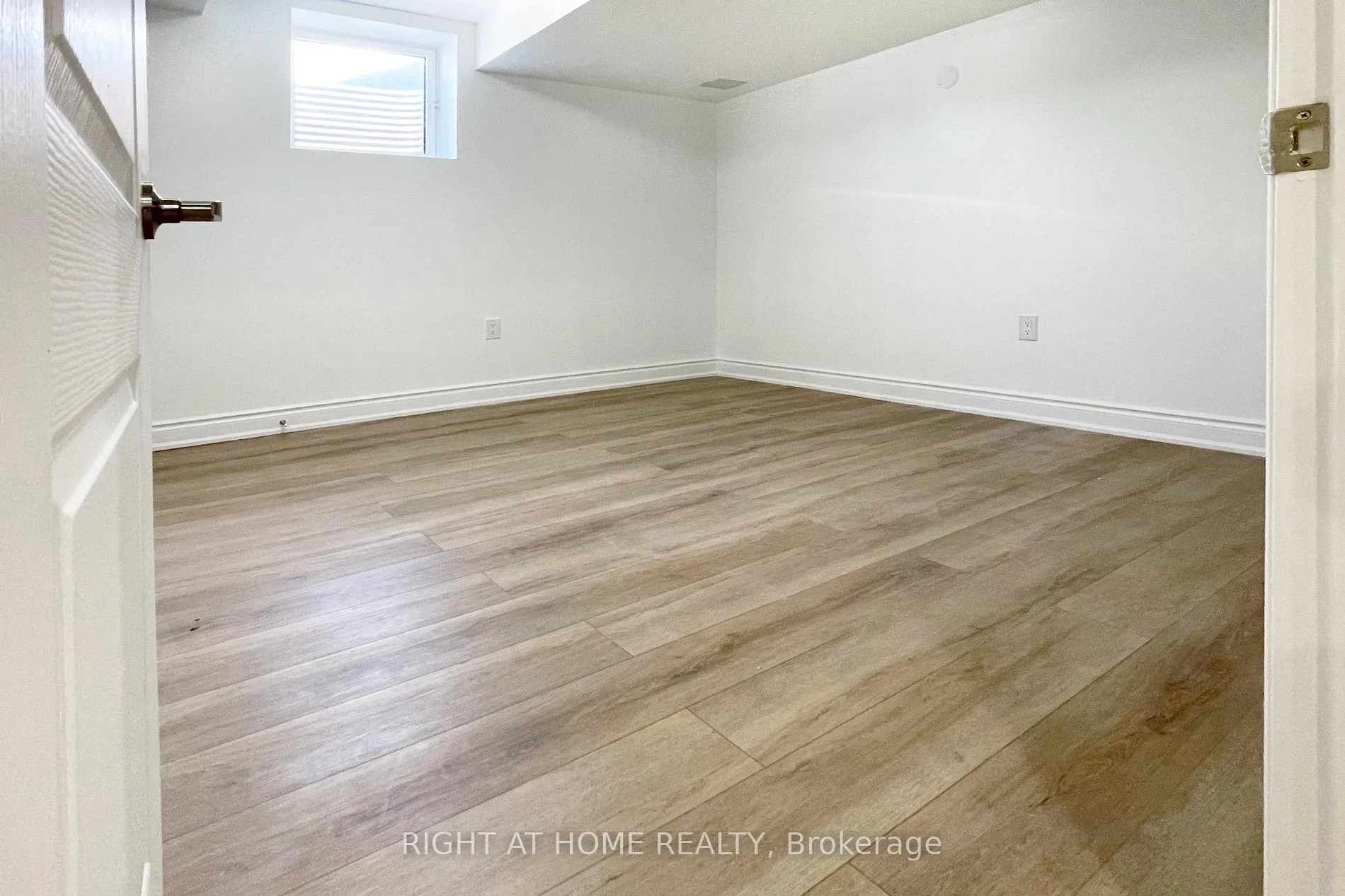 Photo 4 of Unit Bsmt, 973 Black Cherry Drive, Oshawa, Taunton — HOMEH