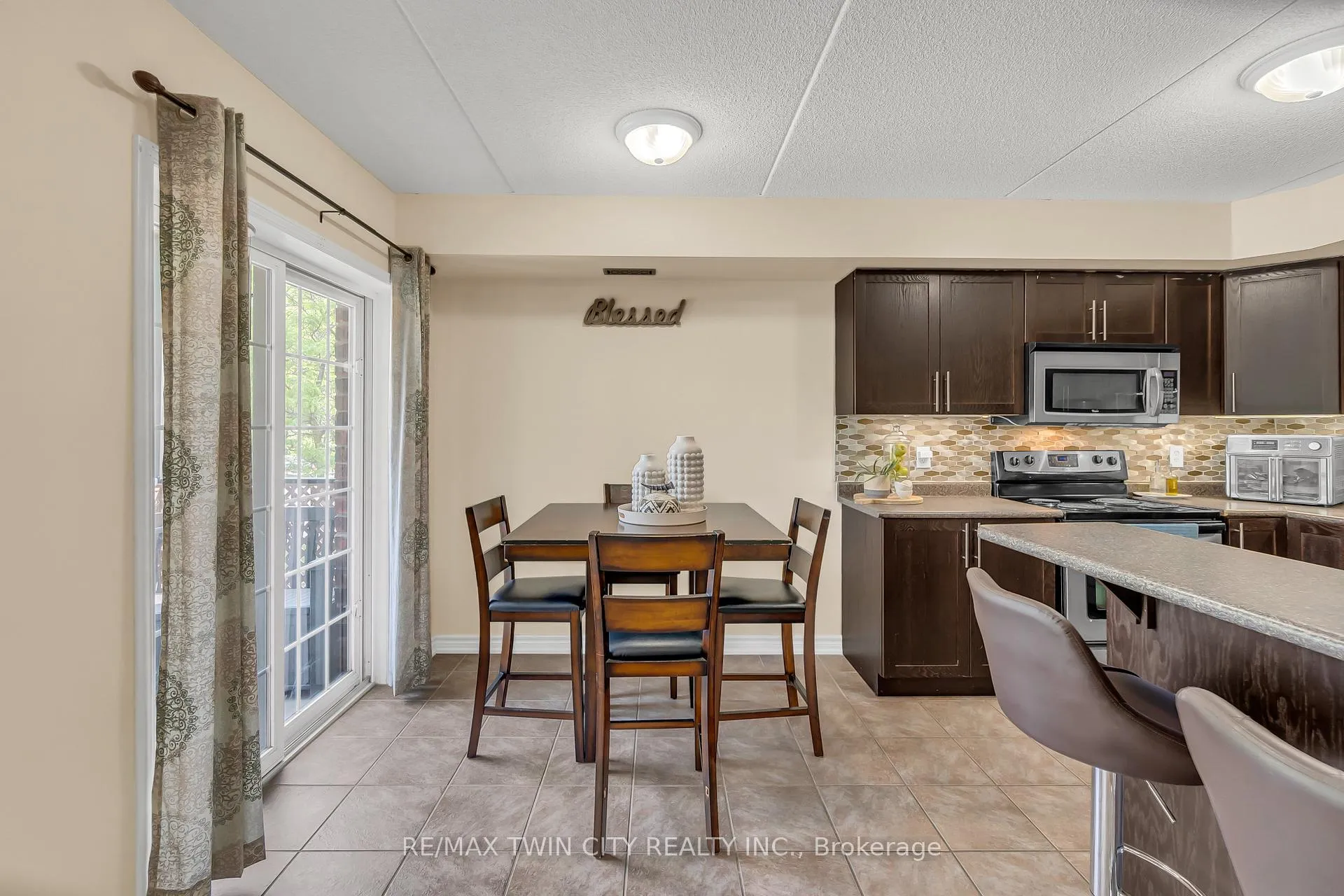 Photo 9 of Unit 12, 950 Highland Road W, Kitchener, Highland West — HOMEH