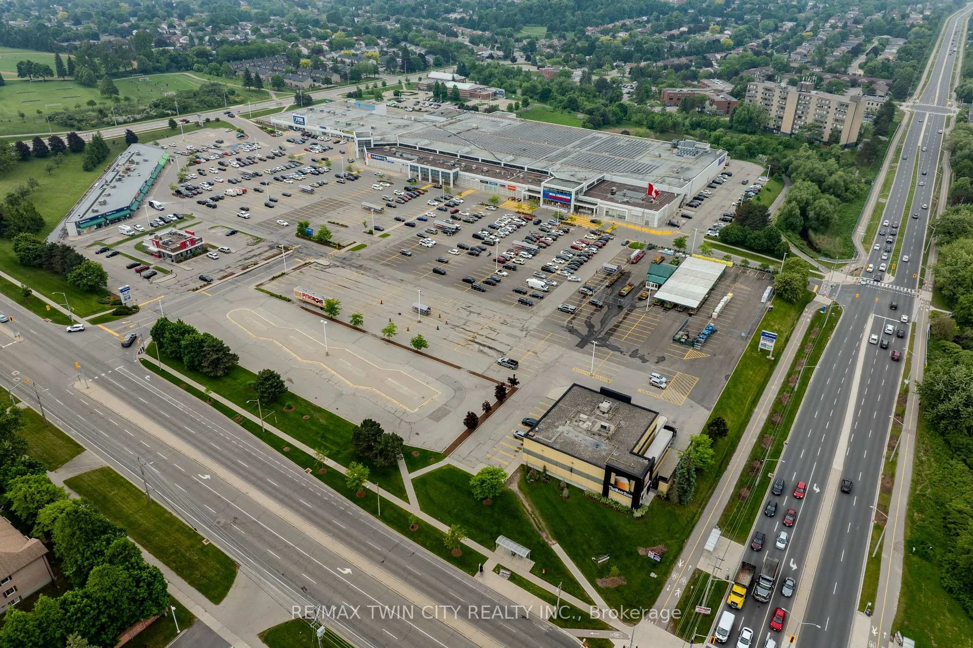 Photo 25 of Unit 12, 950 Highland Road W, Kitchener, Highland West — HOMEH