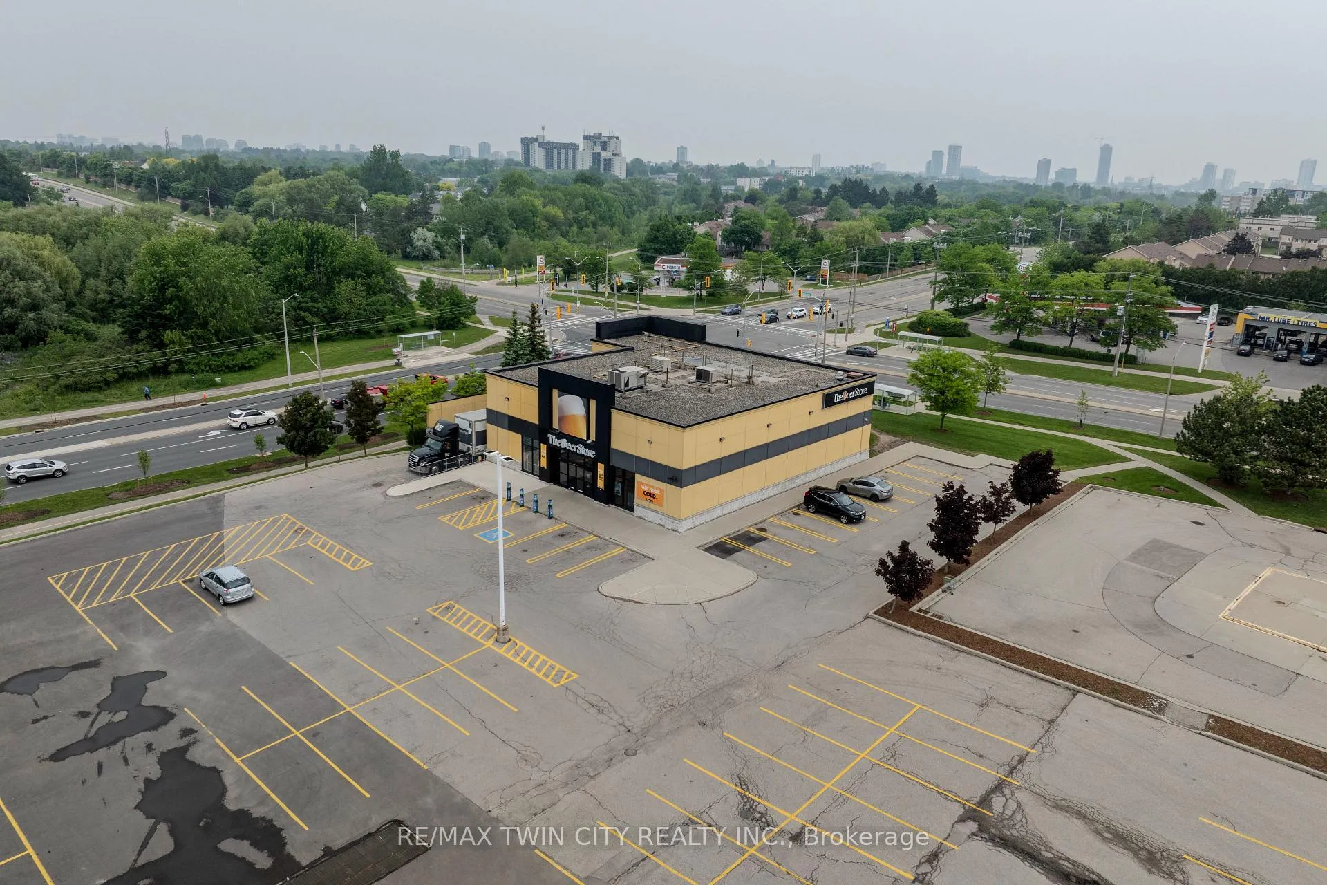 Photo 30 of Unit 12, 950 Highland Road W, Kitchener, Highland West — HOMEH