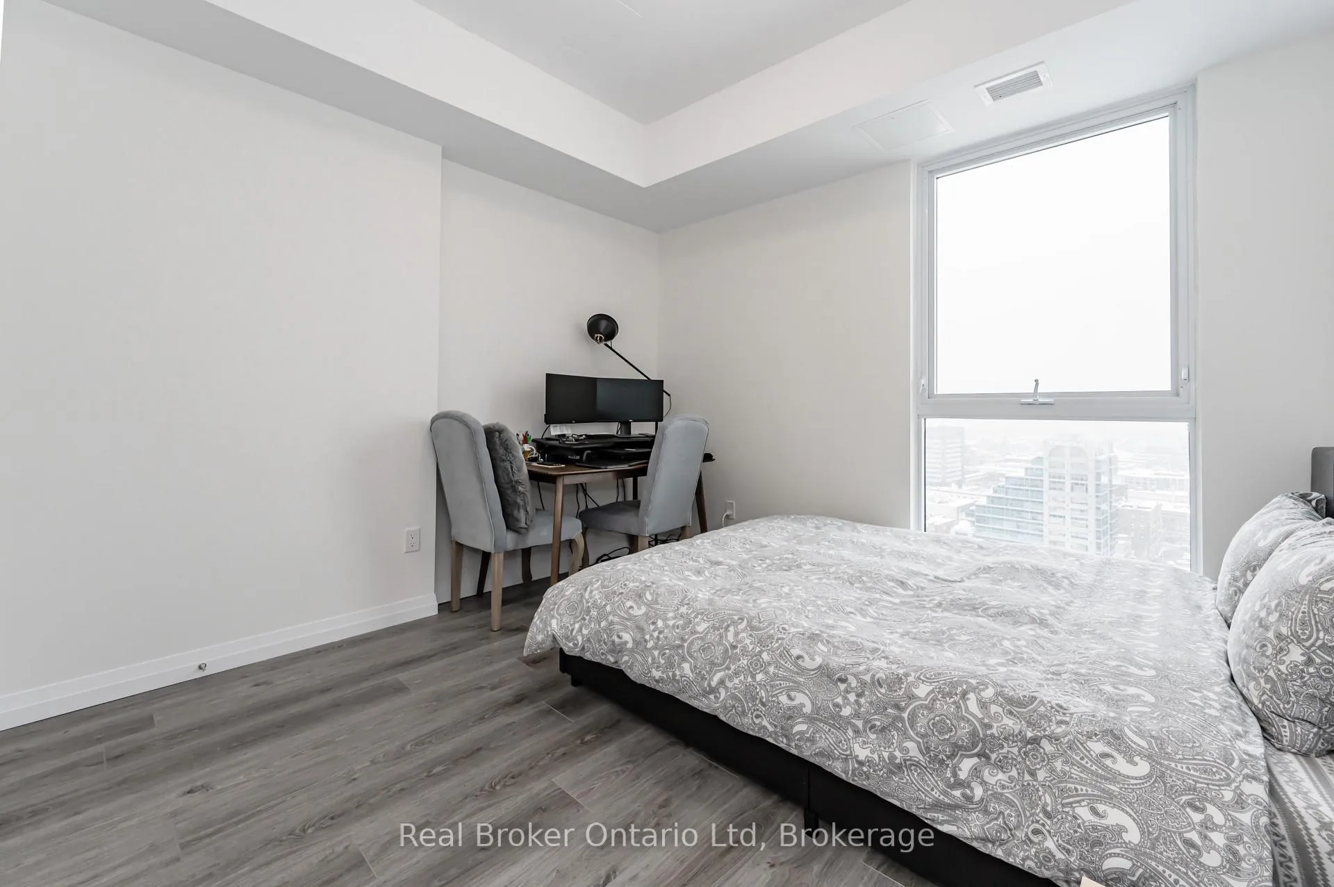 Photo 16 of Unit 2003, 60 Charles Street W, Kitchener — HOMEH