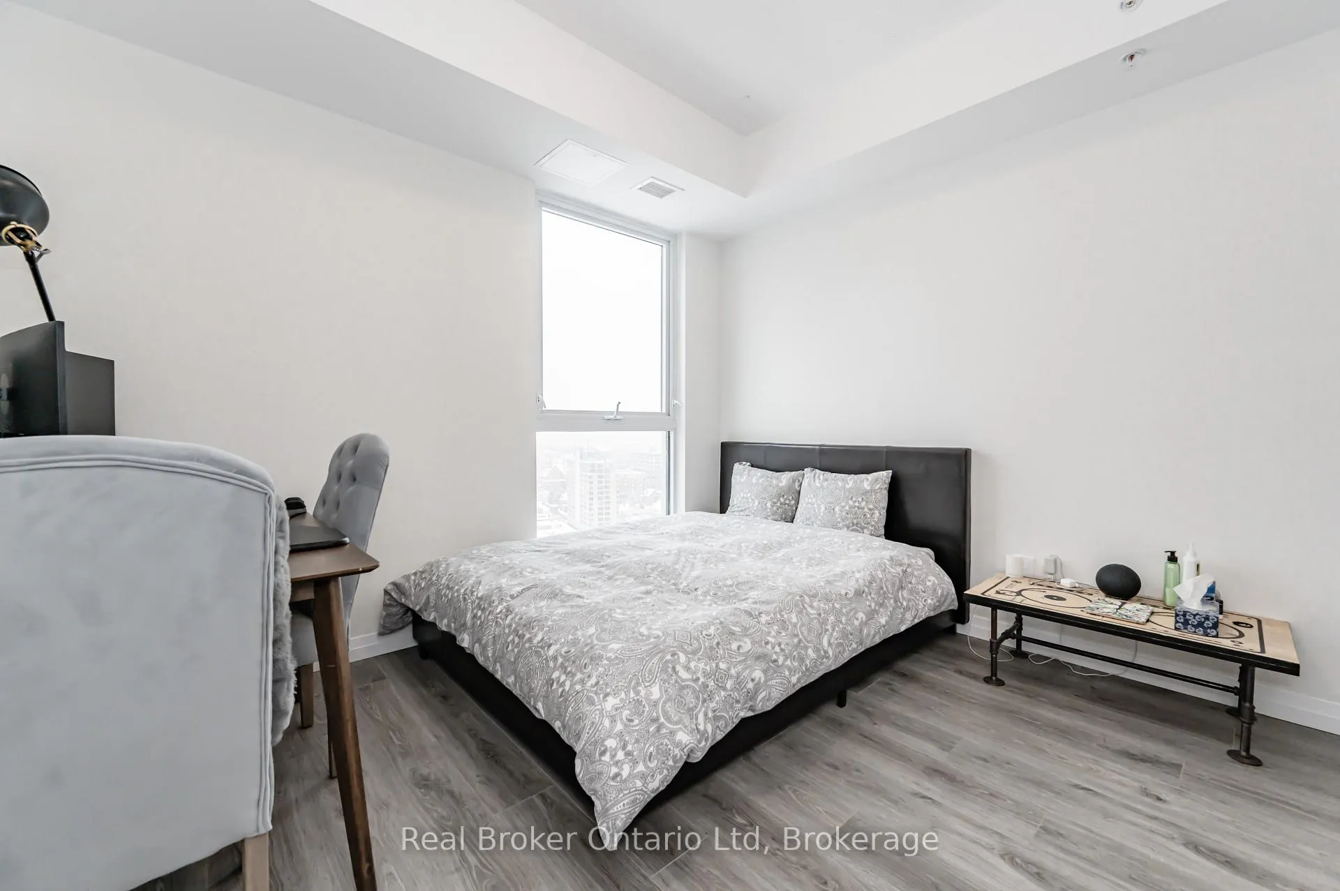Photo 18 of Unit 2003, 60 Charles Street W, Kitchener — HOMEH