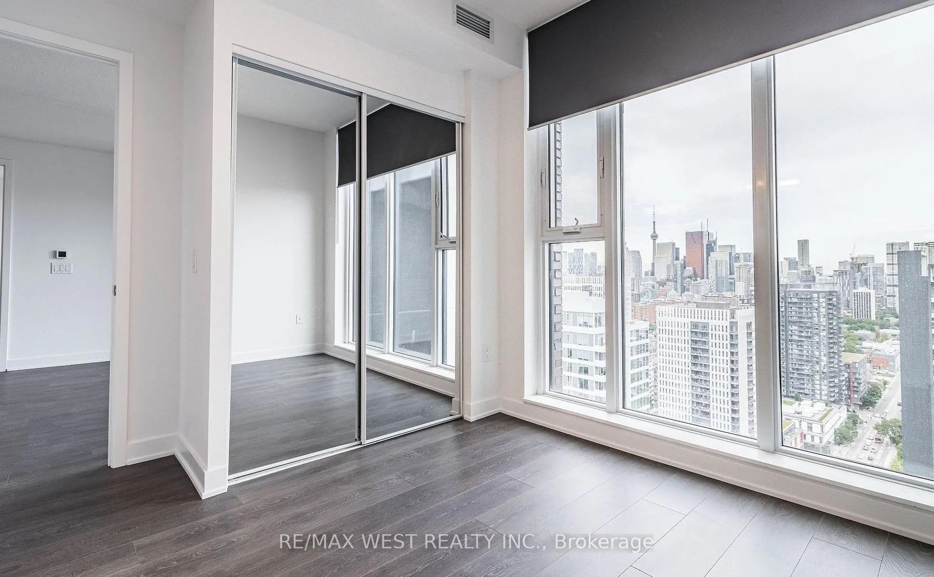 Photo 13 of Unit 3004, 130 River Street, Toronto, Regent Park — HOMEH