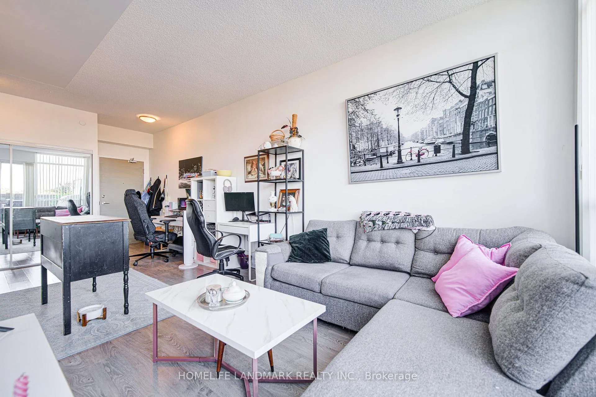 Photo 4 of Unit 505, 2055 Danforth Avenue, Toronto, Woodbine Corridor — HOMEH