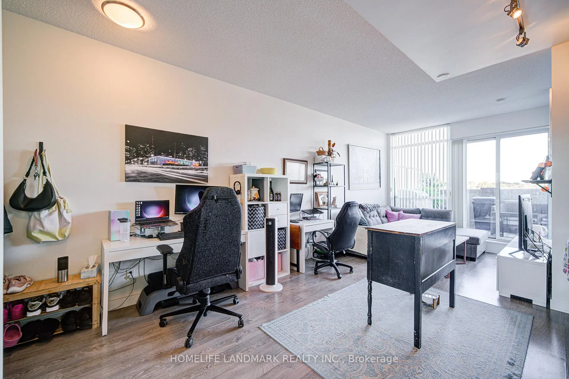 Photo 5 of Unit 505, 2055 Danforth Avenue, Toronto, Woodbine Corridor — HOMEH