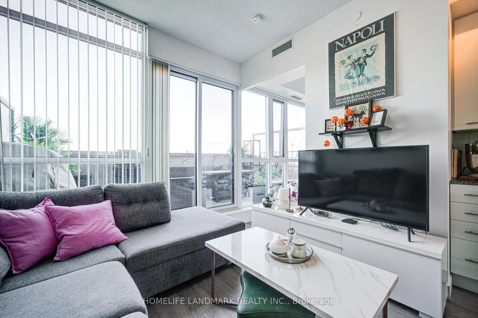 Photo 7 of Unit 505, 2055 Danforth Avenue, Toronto, Woodbine Corridor — HOMEH