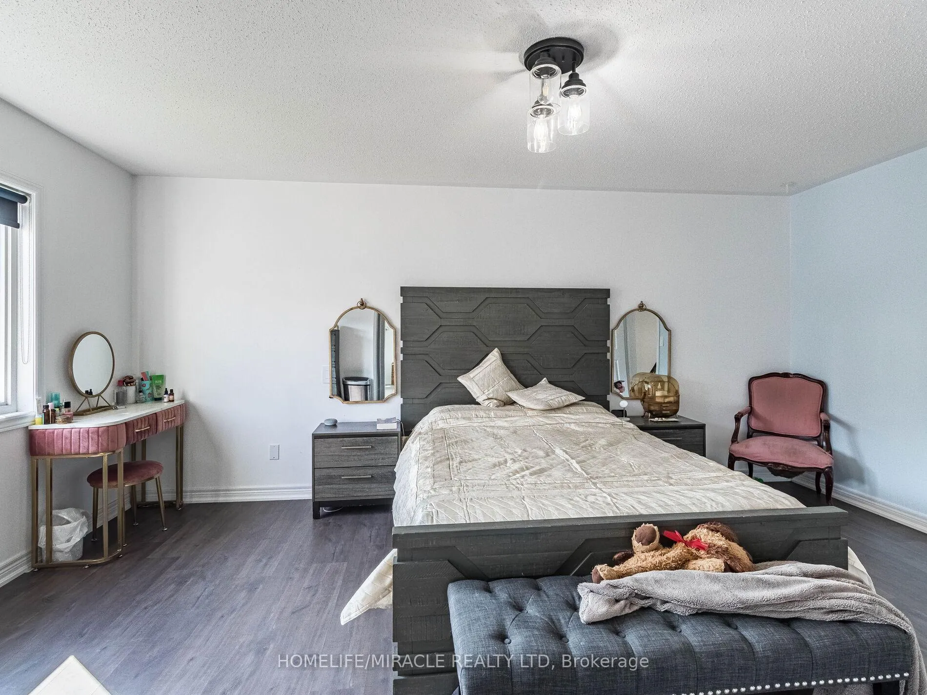 Photo 26 of 45 Kennedy Boulevard, New Tecumseth, Alliston — HOMEH