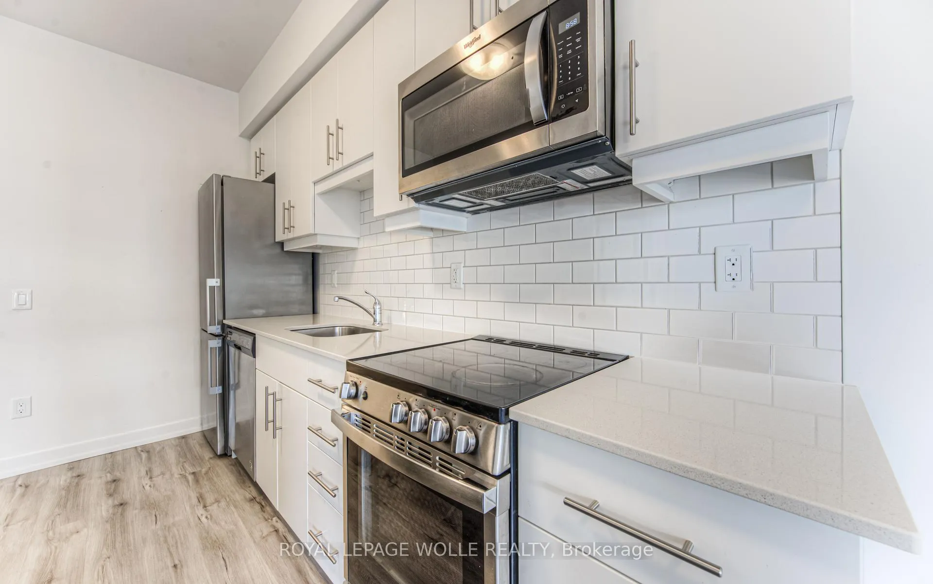 Photo 9 of Unit 509, 247 Northfield Drive E, Waterloo — HOMEH