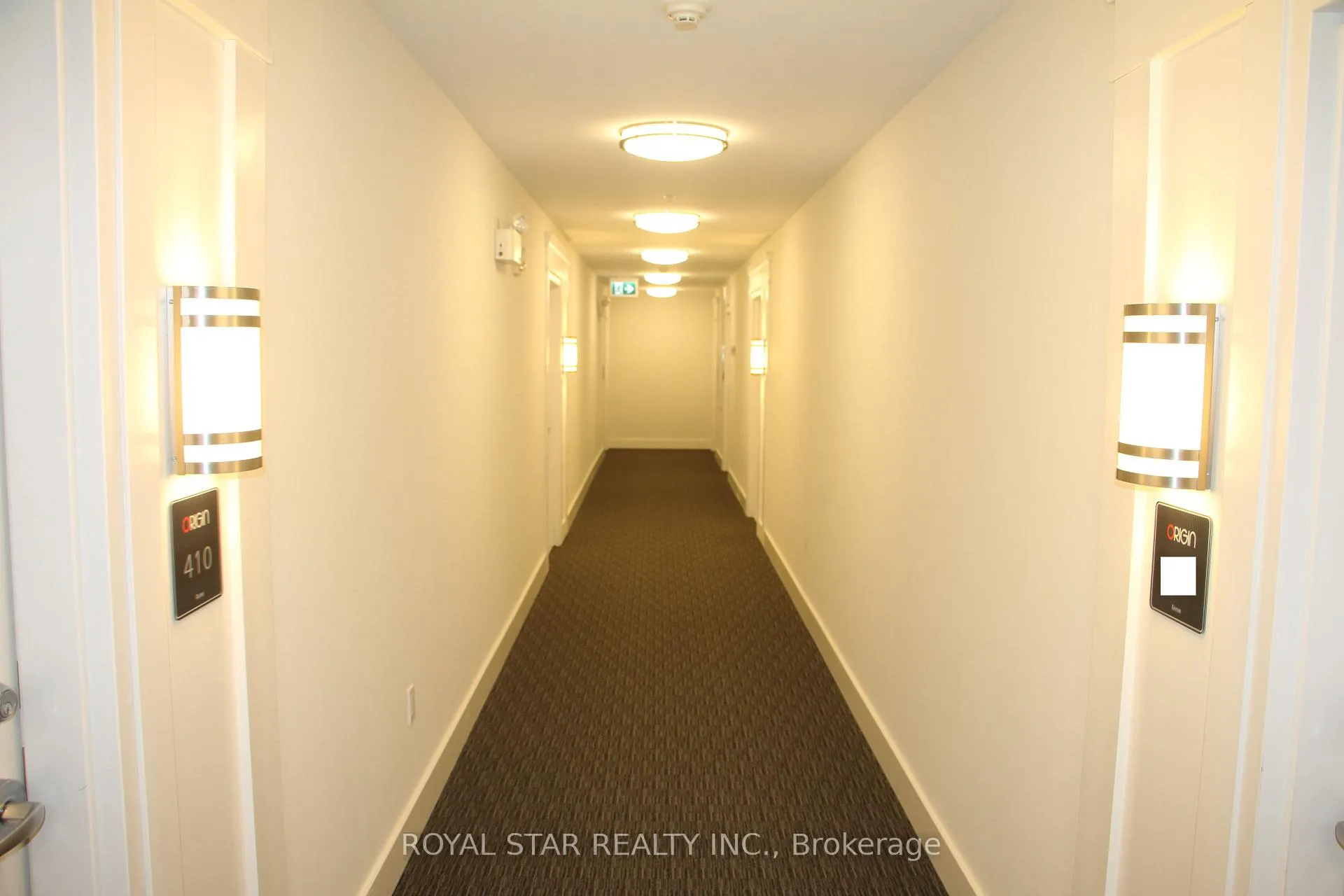Front of Unit 410, 650 Sauve Street