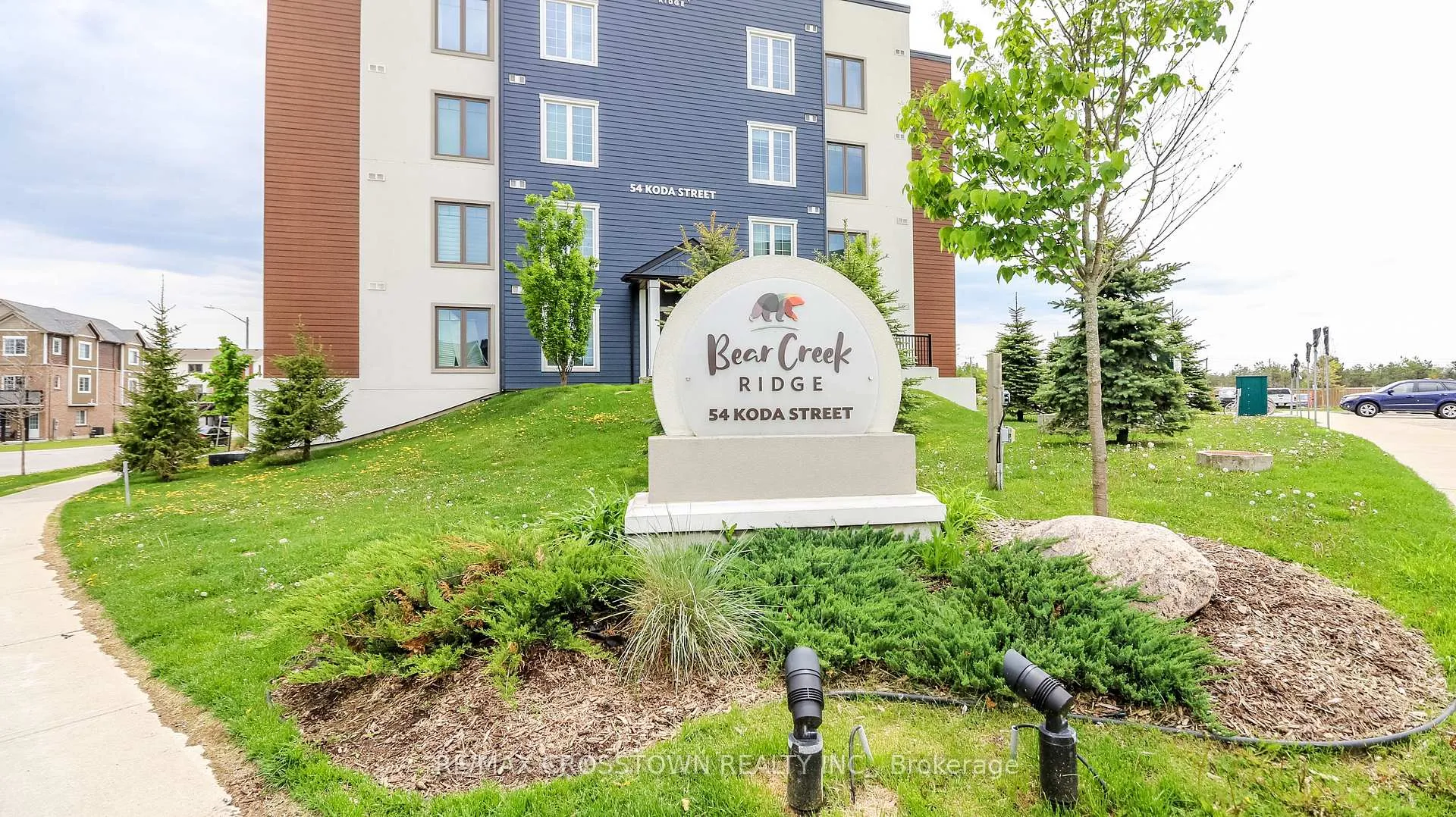Photo 1 of Unit 318, 54 Koda Street, Barrie, Rural Barrie Southwest — HOMEH