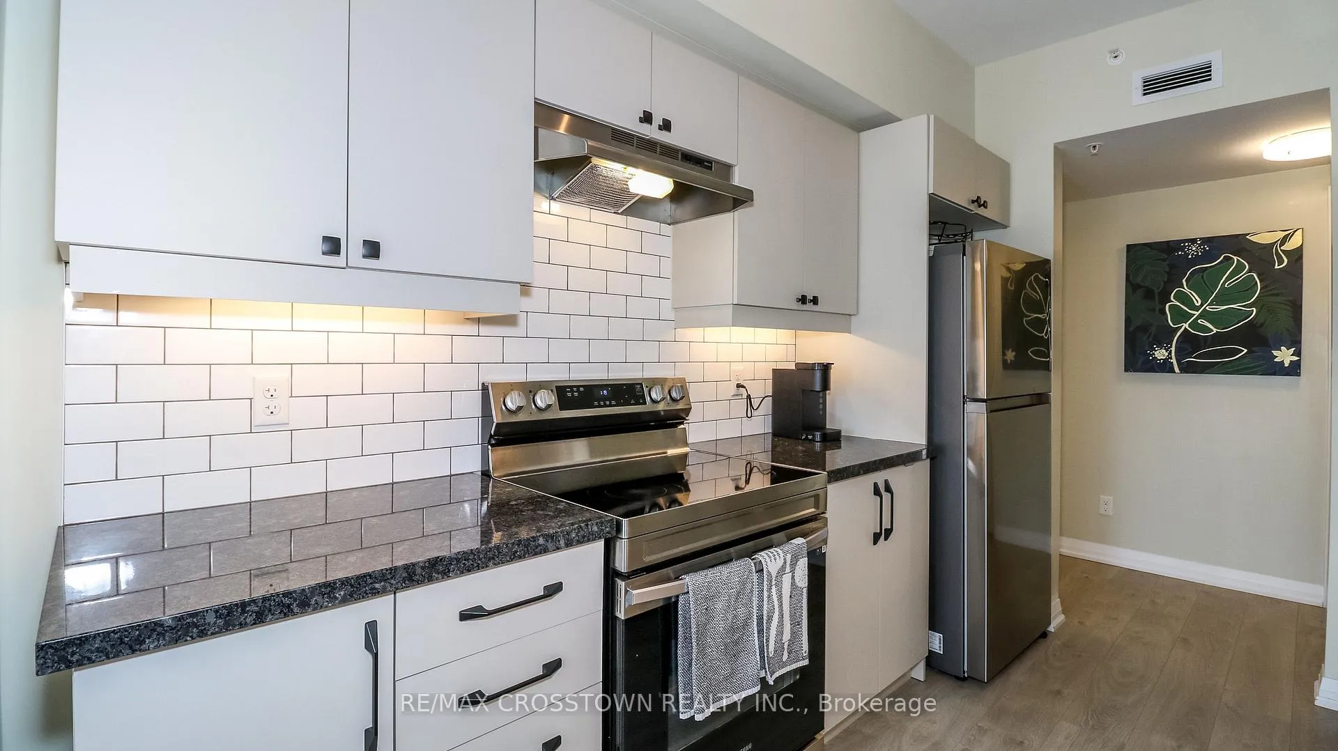 Photo 13 of Unit 318, 54 Koda Street, Barrie, Rural Barrie Southwest — HOMEH