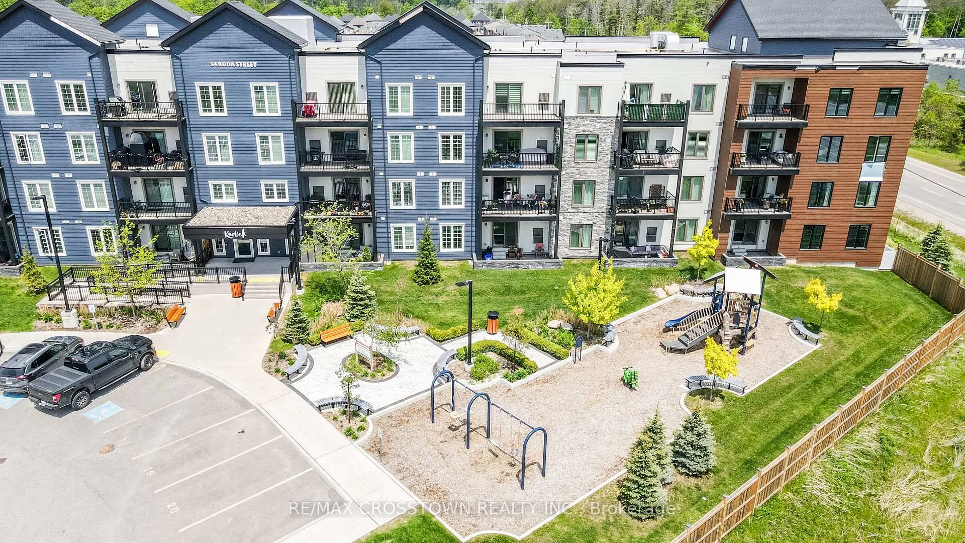 Photo 32 of Unit 318, 54 Koda Street, Barrie, Rural Barrie Southwest — HOMEH