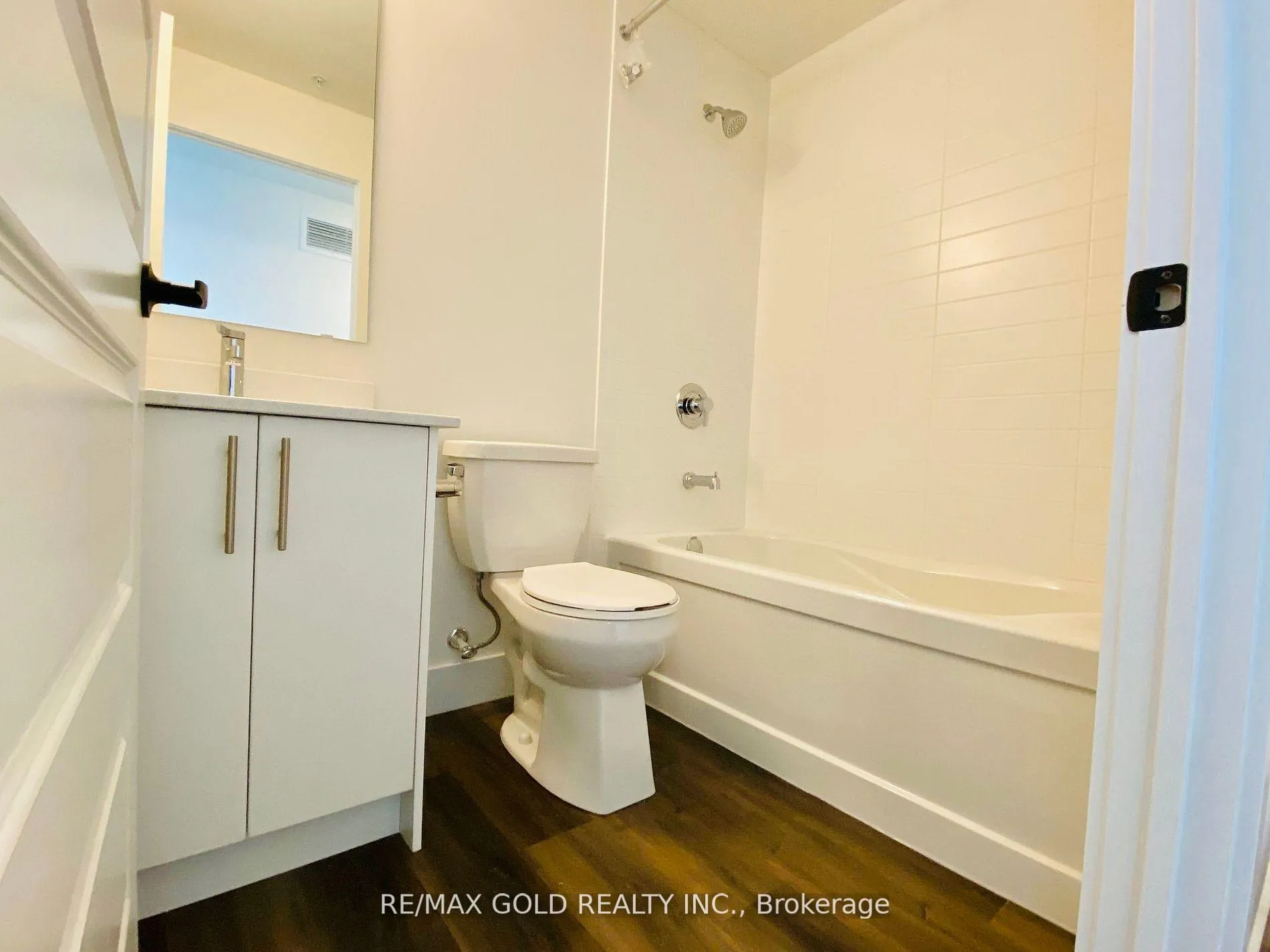 Photo 9 of Unit 514, 103 Roger Street, Waterloo, Uptown Waterloo — HOMEH