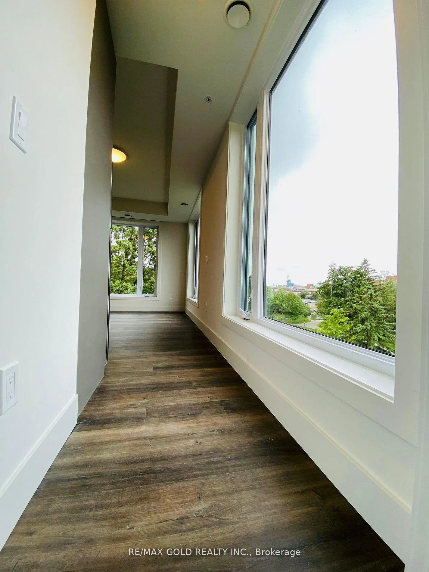 Photo 12 of Unit 514, 103 Roger Street, Waterloo, Uptown Waterloo — HOMEH