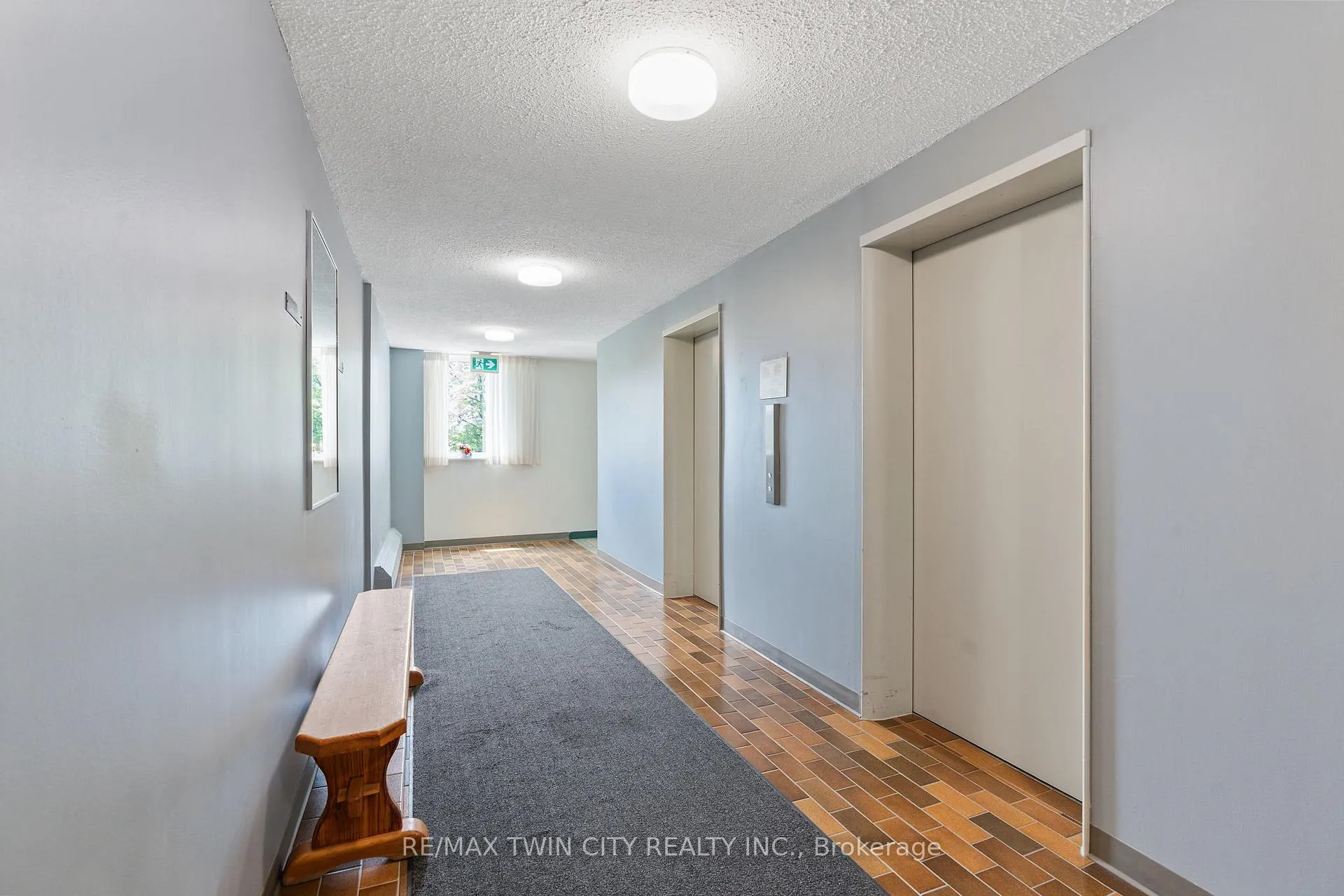 Photo 9 of Unit 611, 225 HARVARD Place Avenue E, Waterloo — HOMEH