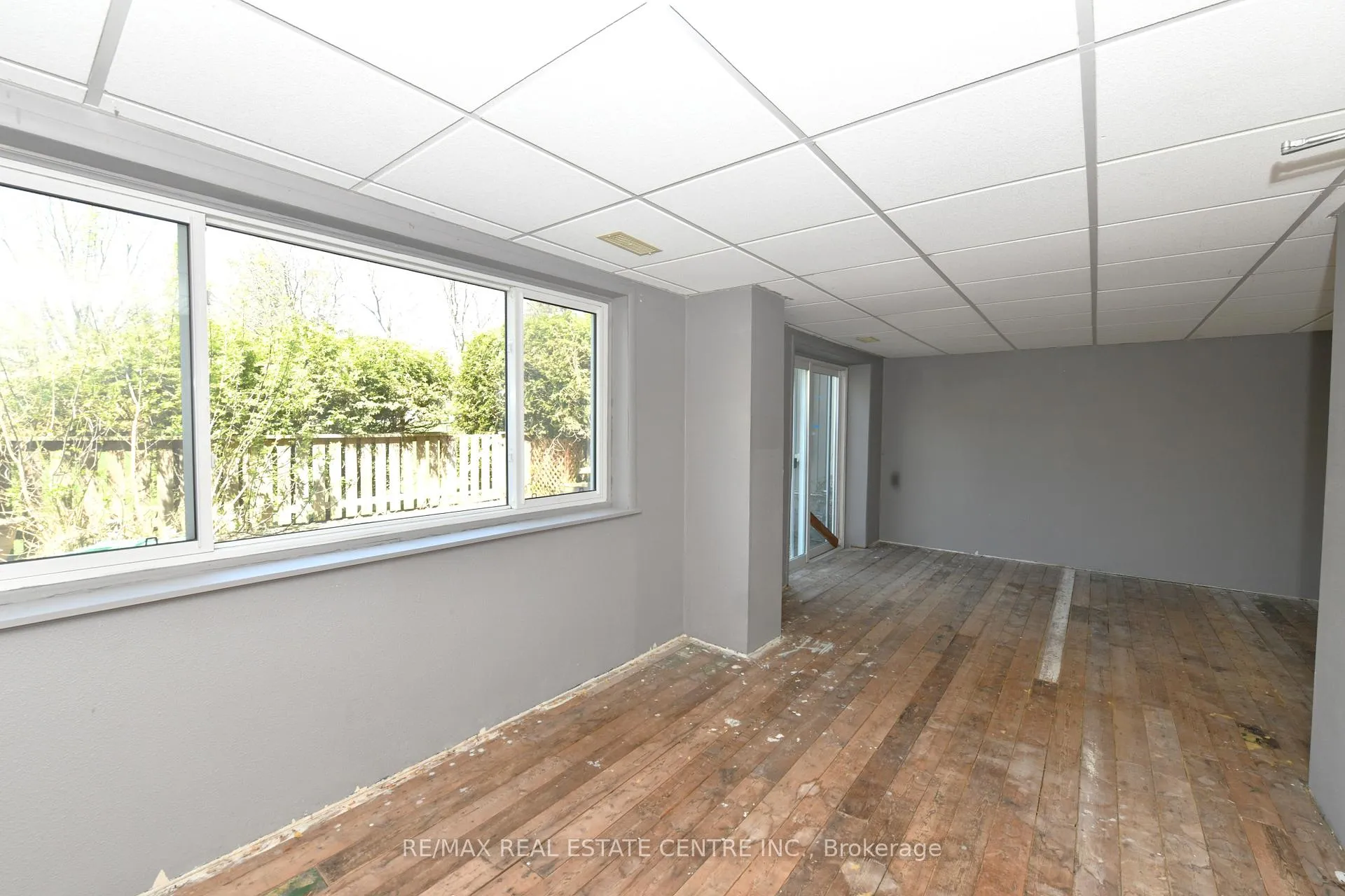 Photo 24 of Unit 96, 30 Green Valley Drive, Kitchener, Pioneer Park — HOMEH