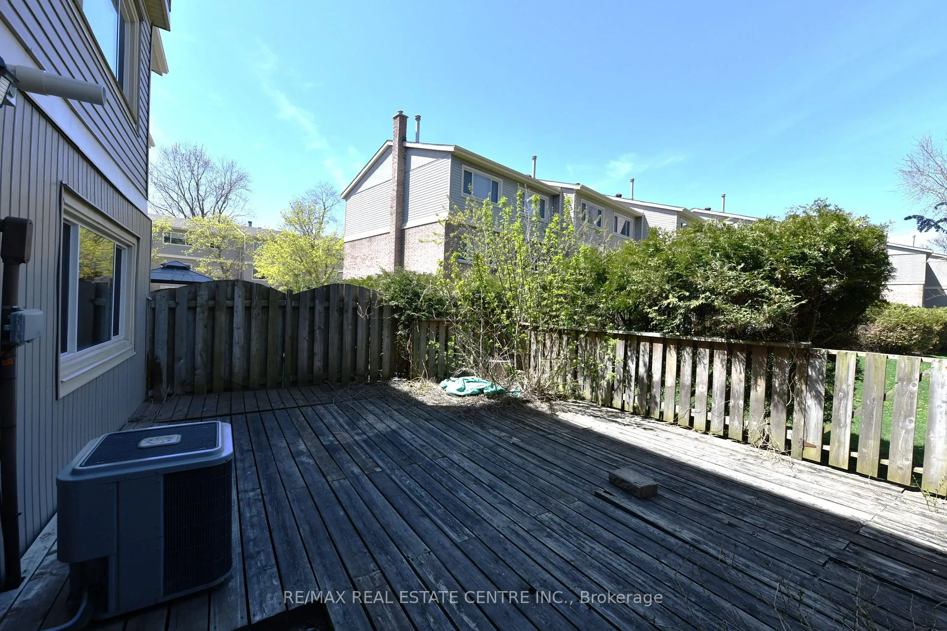 Photo 25 of Unit 96, 30 Green Valley Drive, Kitchener, Pioneer Park — HOMEH