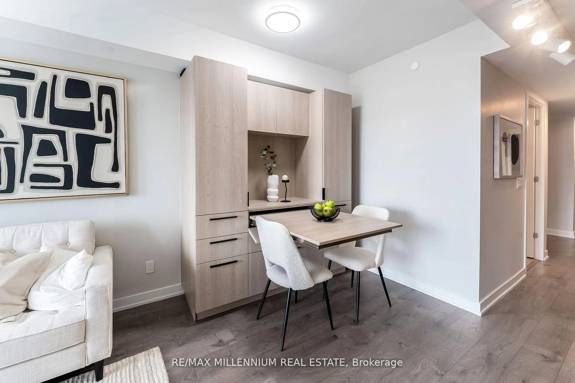 Photo 13 of Unit 1308, 18 Maitland Terrace, Toronto, Church-Yonge Corridor — HOMEH