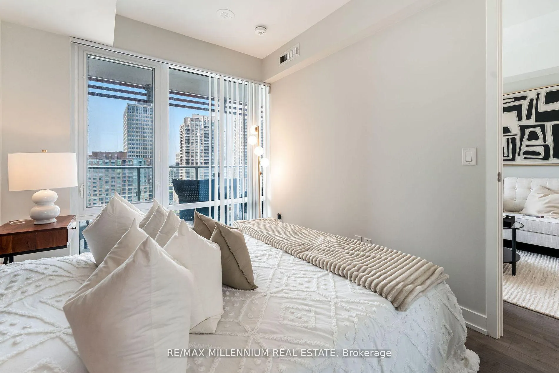 Photo 17 of Unit 1308, 18 Maitland Terrace, Toronto, Church-Yonge Corridor — HOMEH