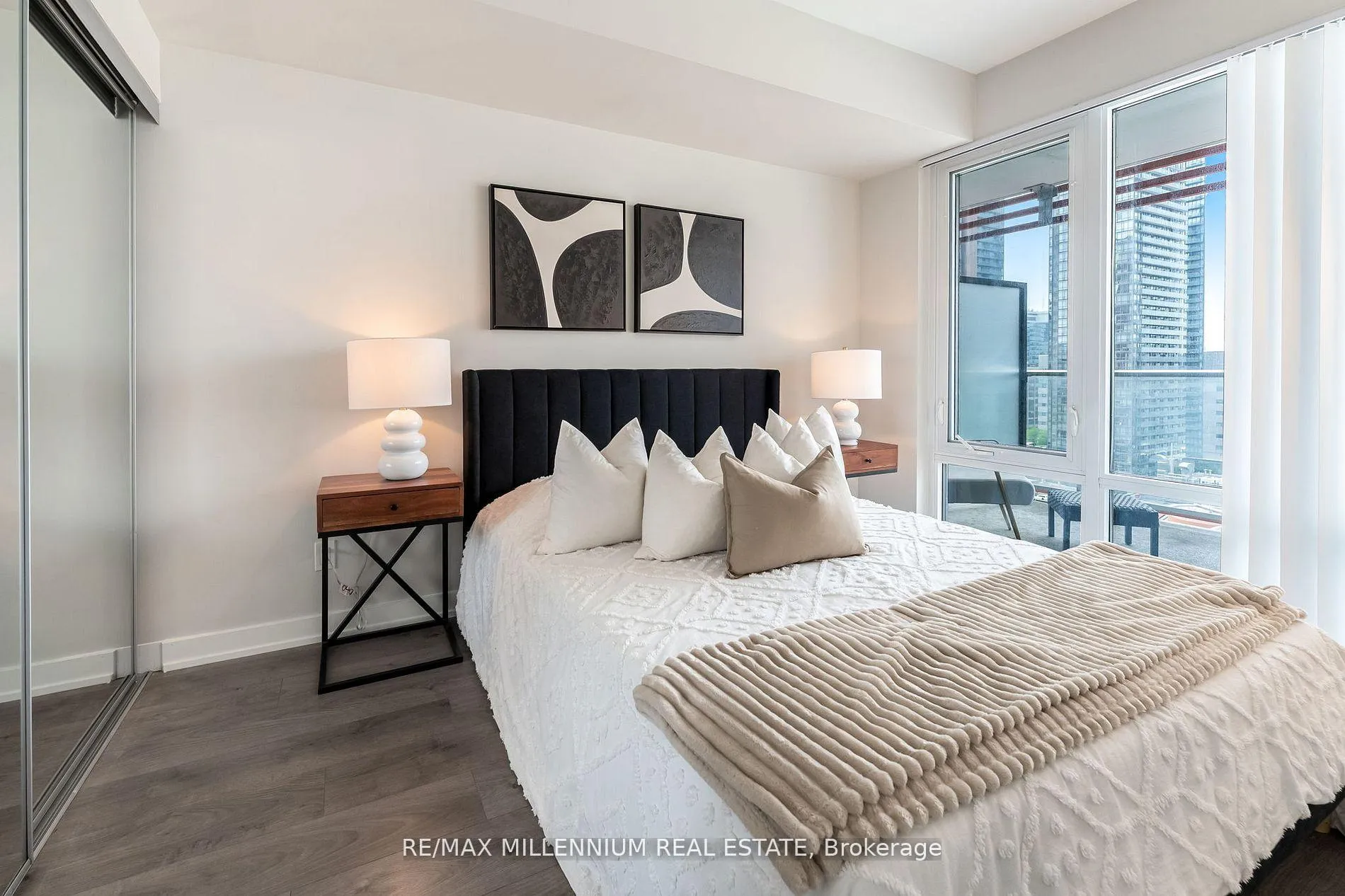 Photo 18 of Unit 1308, 18 Maitland Terrace, Toronto, Church-Yonge Corridor — HOMEH