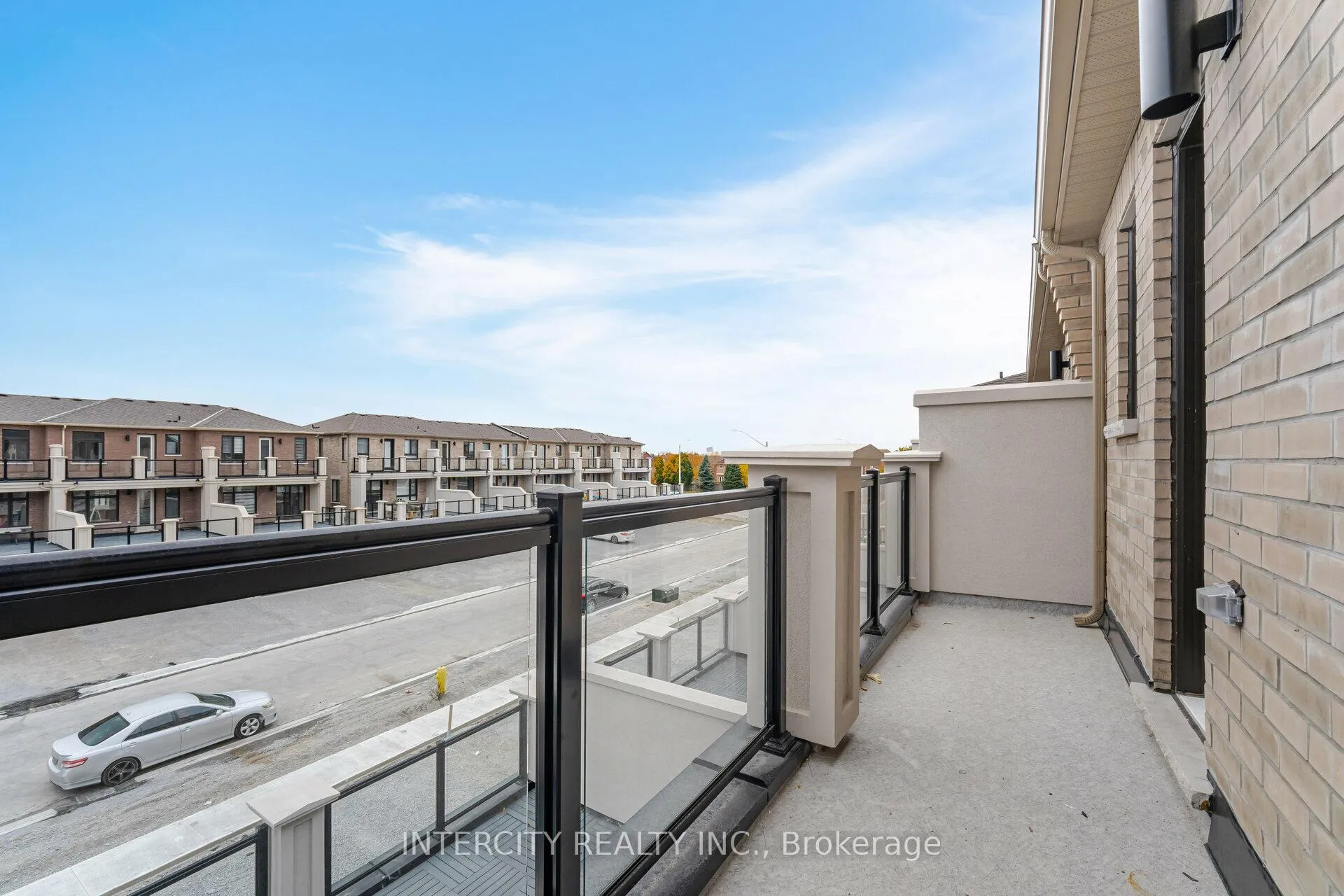 Photo 28 of 19 Mumbai Drive, Markham, Middlefield — HOMEH