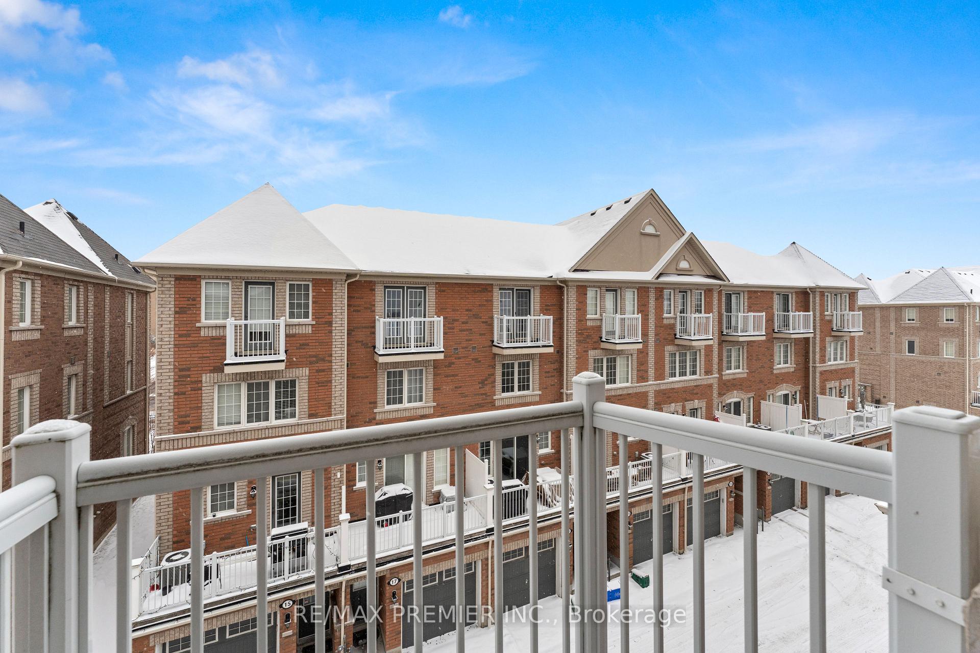 Photo 26 of 14 Cooperage Lane, Ajax, Central — HOMEH