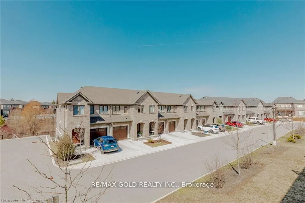 Photo 48 of 133 Hollybrook Trail, Kitchener — HOMEH