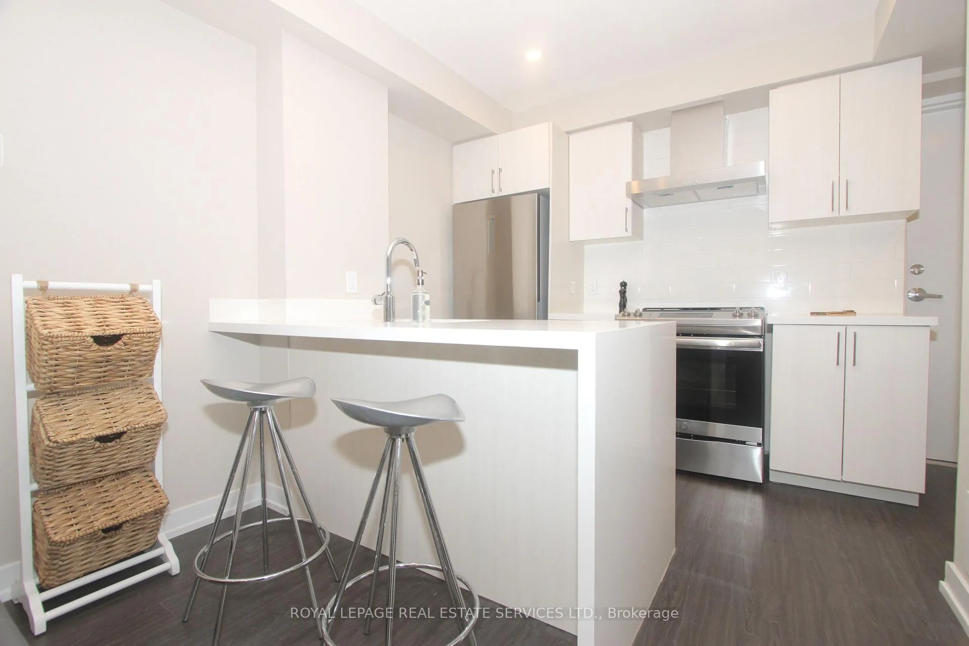 Photo 5 of 284 Bleecker Street, Toronto, North St. James Town — HOMEH