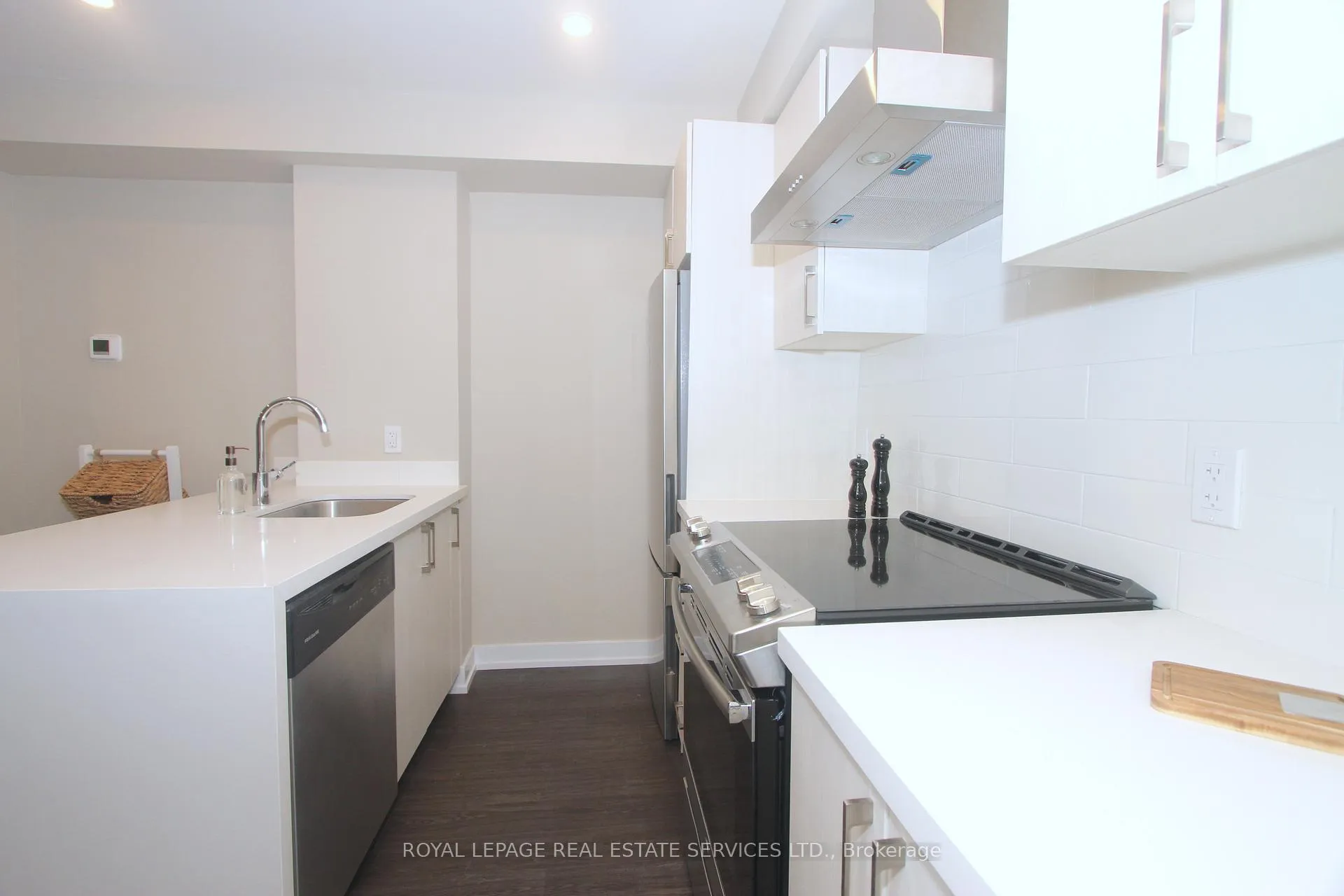 Photo 6 of 284 Bleecker Street, Toronto, North St. James Town — HOMEH