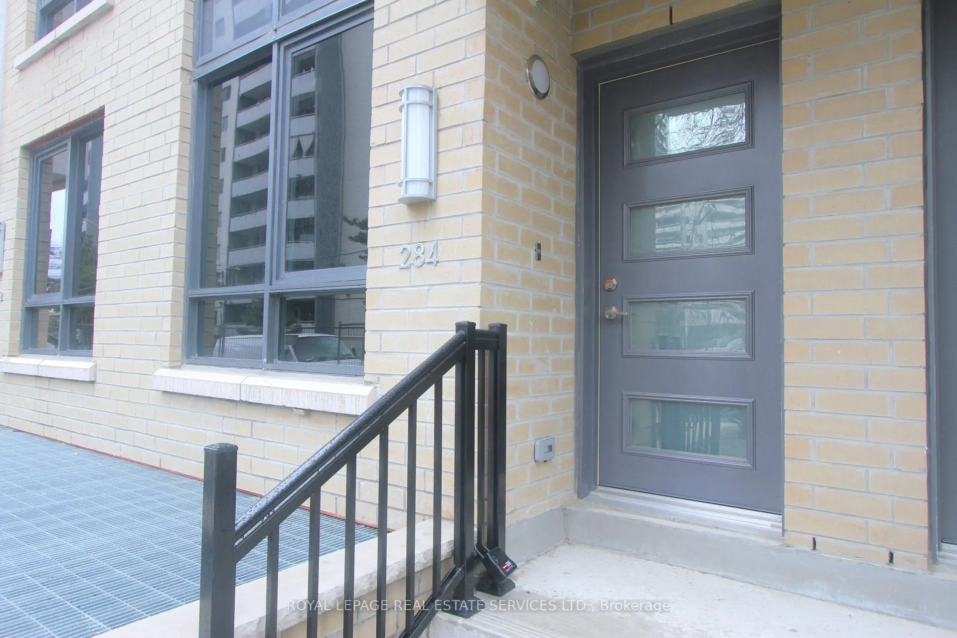 Photo 13 of 284 Bleecker Street, Toronto, North St. James Town — HOMEH