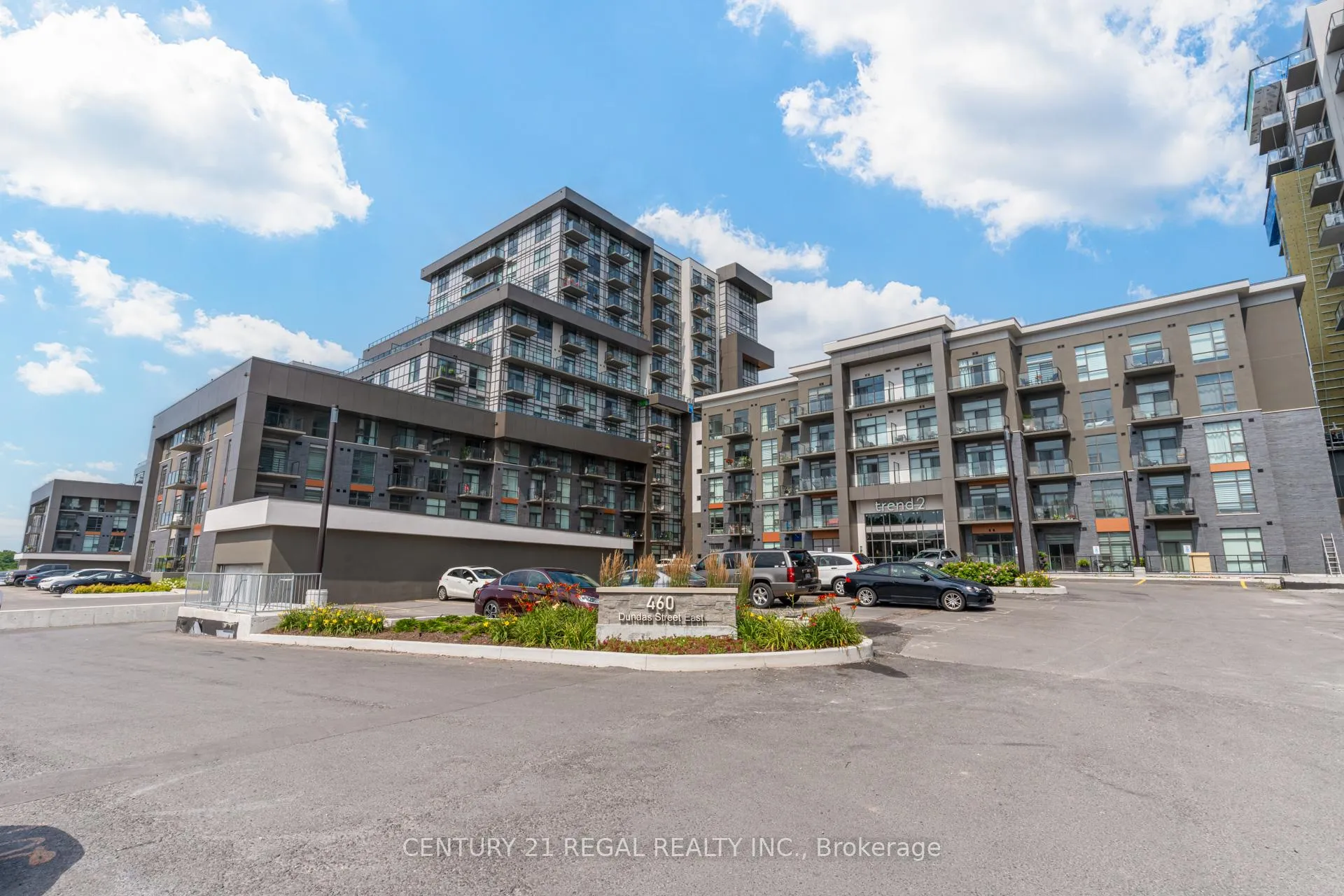 Photo 2 of Unit 702, 460 Dundas Street E, Hamilton, Waterdown — HOMEH