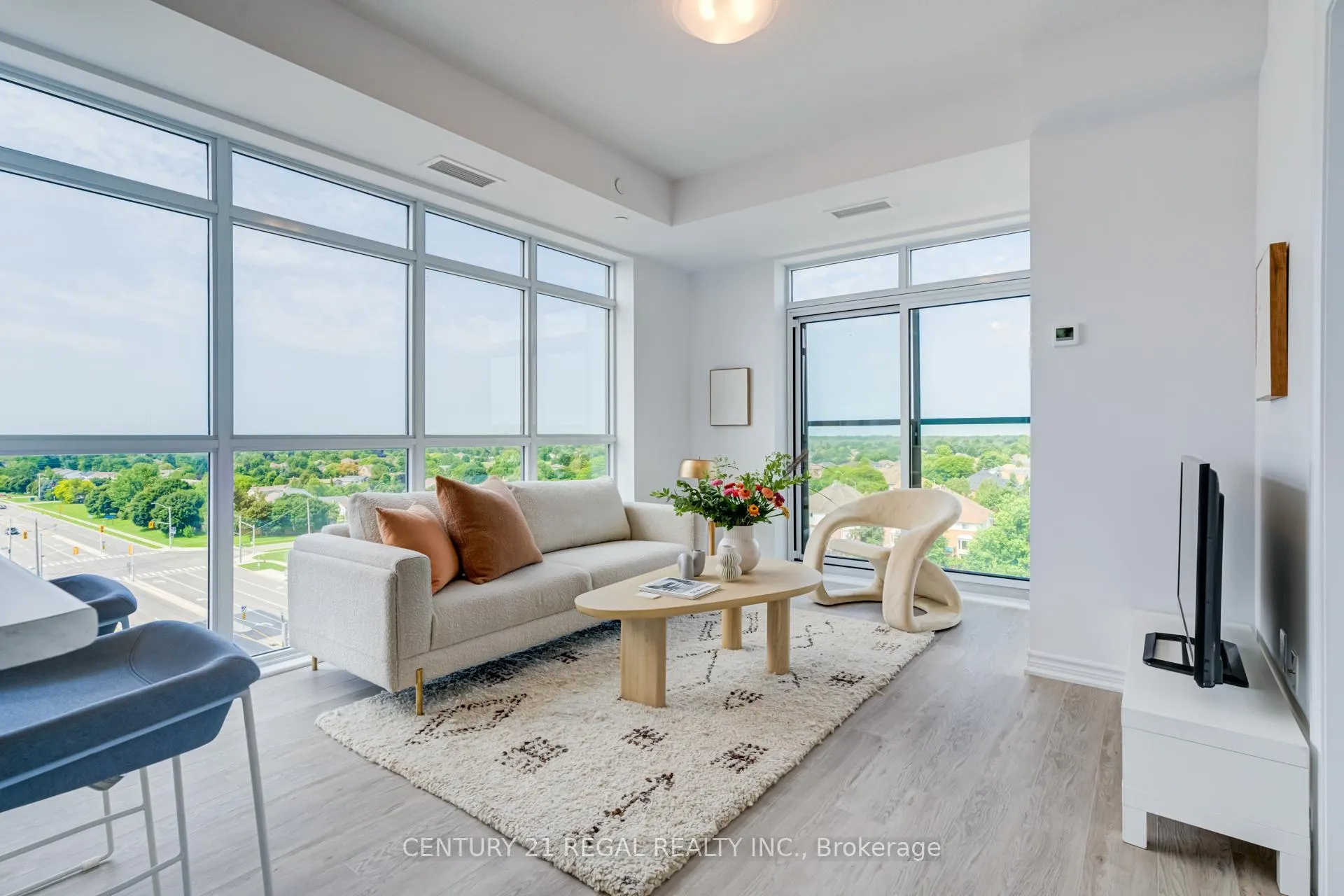 Photo 12 of Unit 702, 460 Dundas Street E, Hamilton, Waterdown — HOMEH