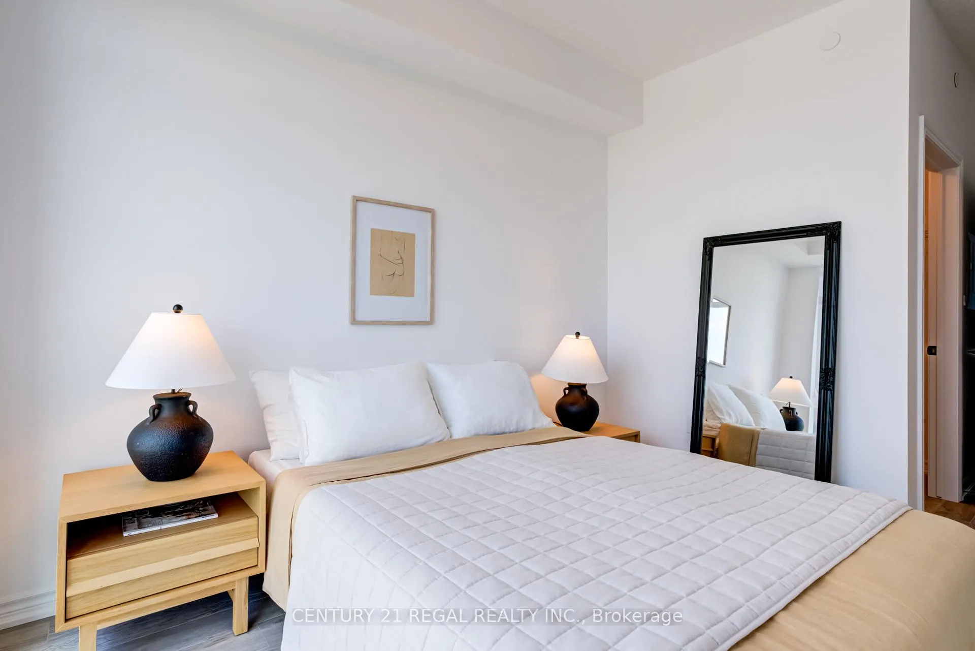 Photo 21 of Unit 702, 460 Dundas Street E, Hamilton, Waterdown — HOMEH
