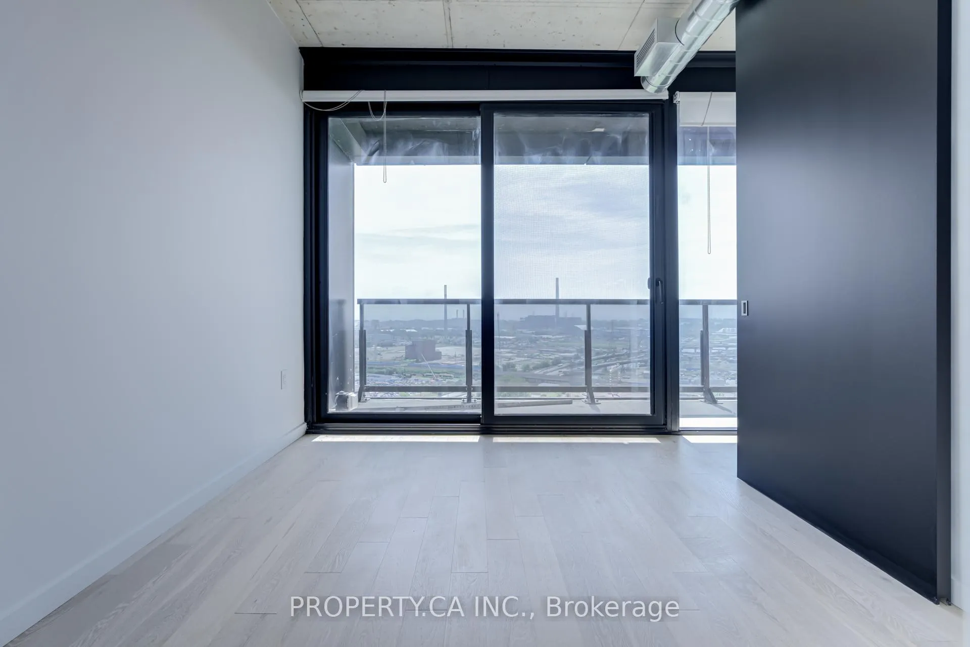 Photo 13 of Unit 1907, 170 Bayview Avenue, Toronto, Waterfront Communities — HOMEH