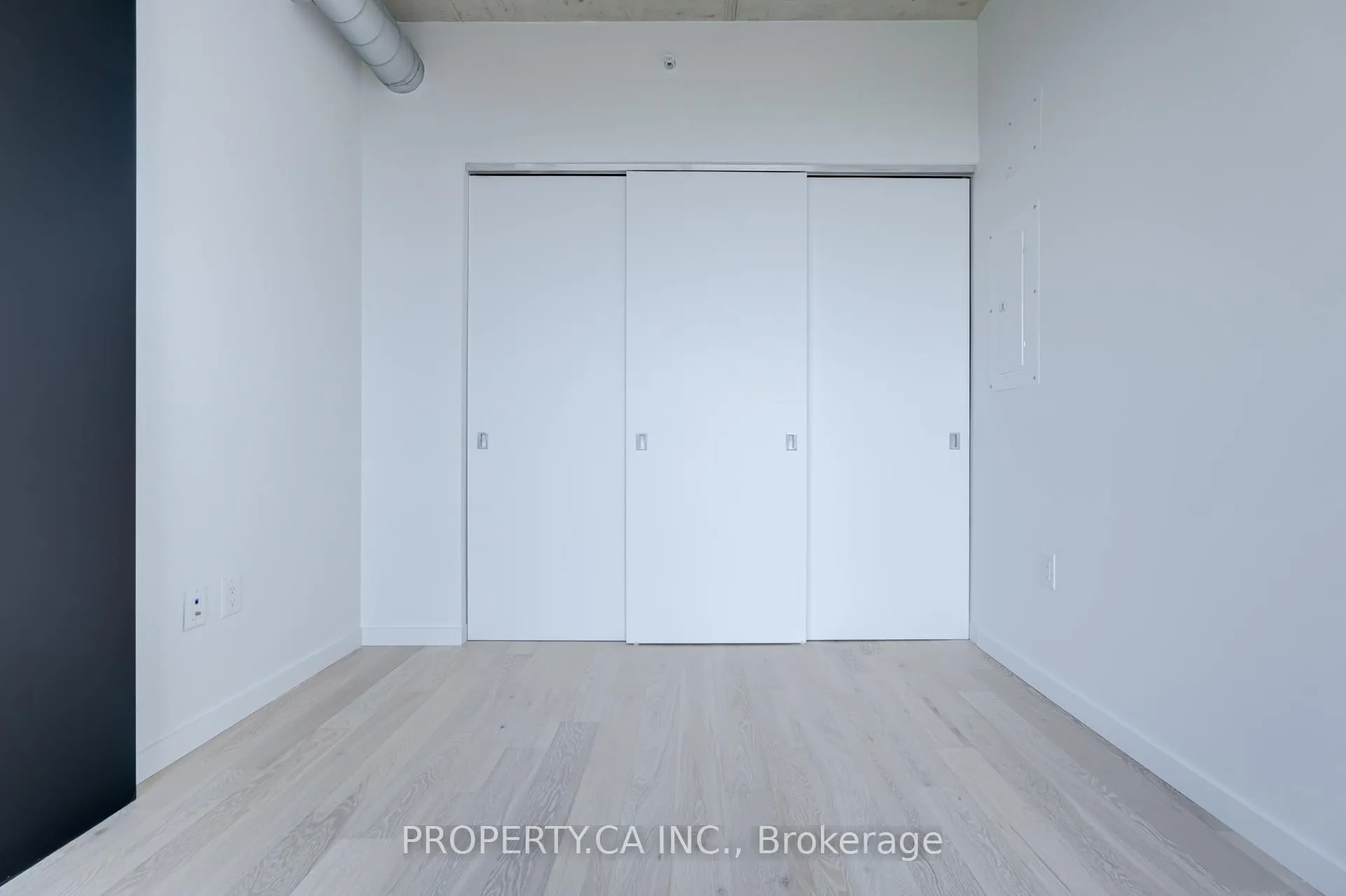 Photo 14 of Unit 1907, 170 Bayview Avenue, Toronto, Waterfront Communities — HOMEH
