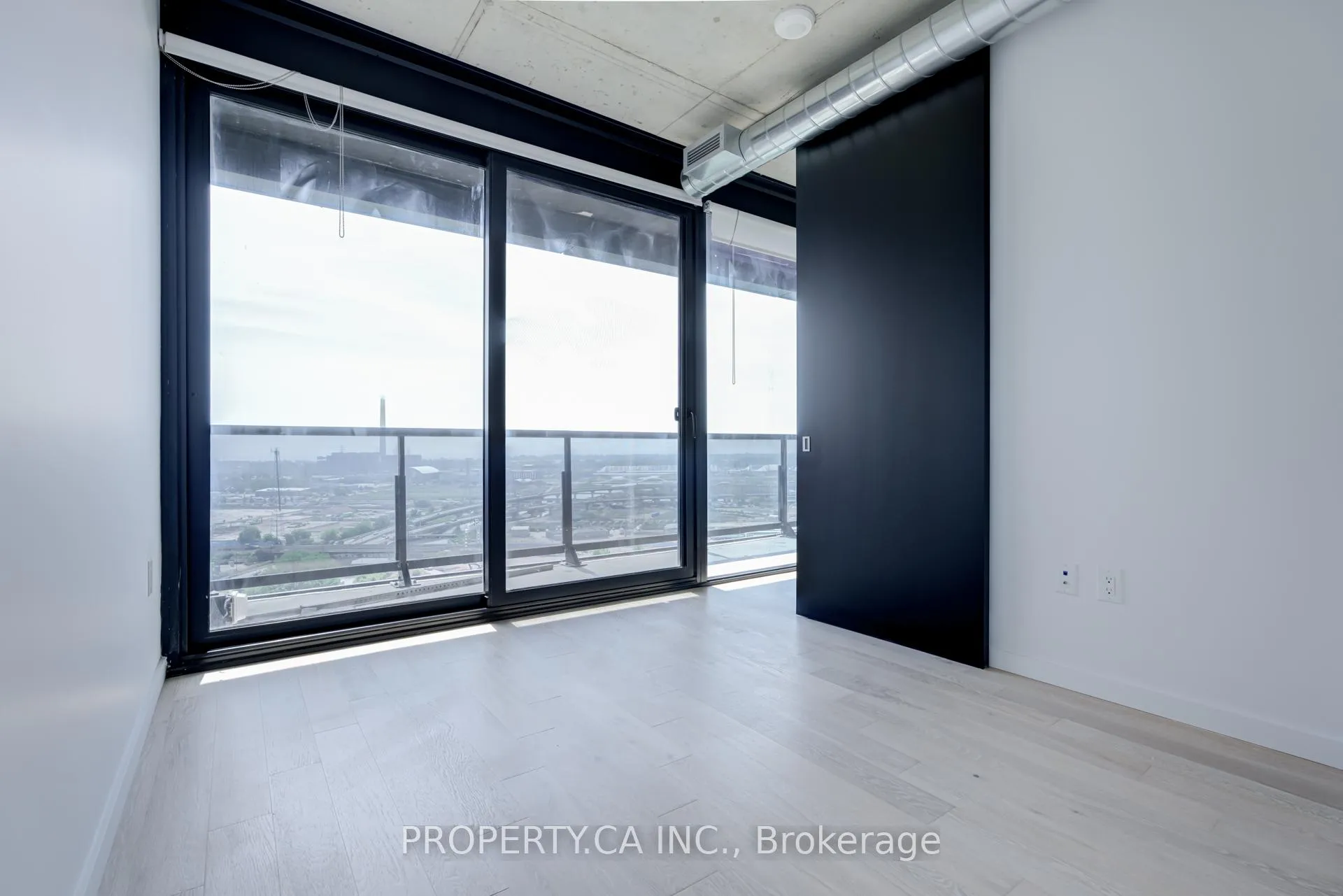 Photo 15 of Unit 1907, 170 Bayview Avenue, Toronto, Waterfront Communities — HOMEH